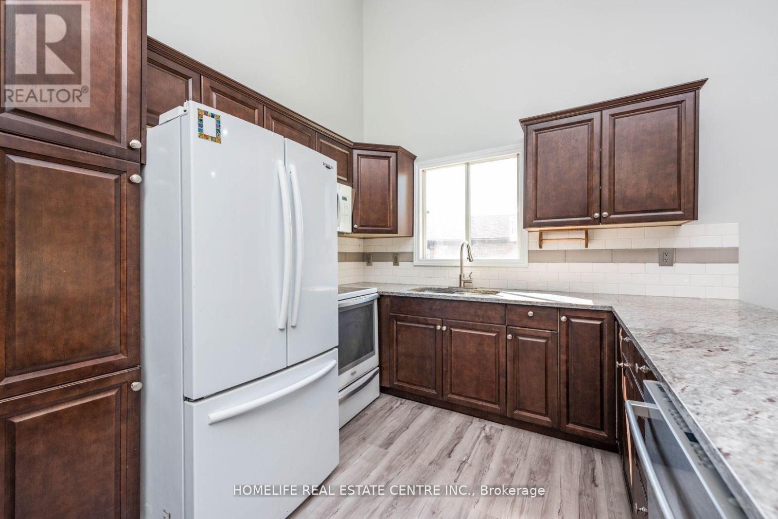 79 Fox Run Property Photo 15