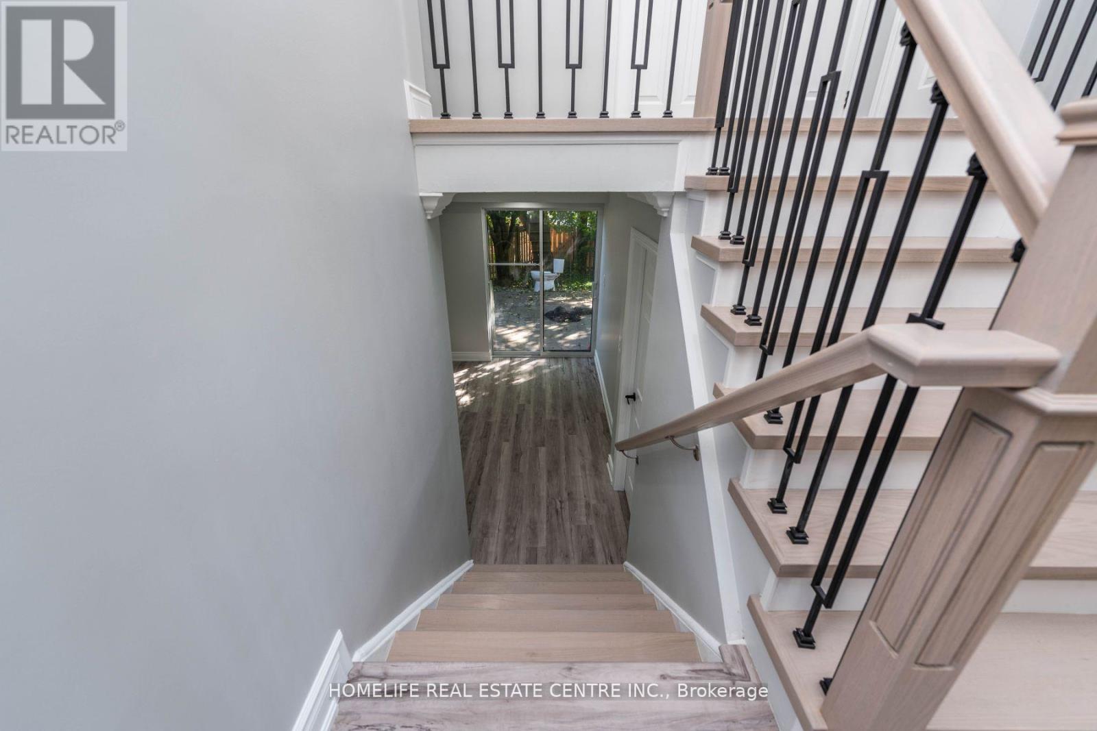 79 Fox Run Property Photo 33