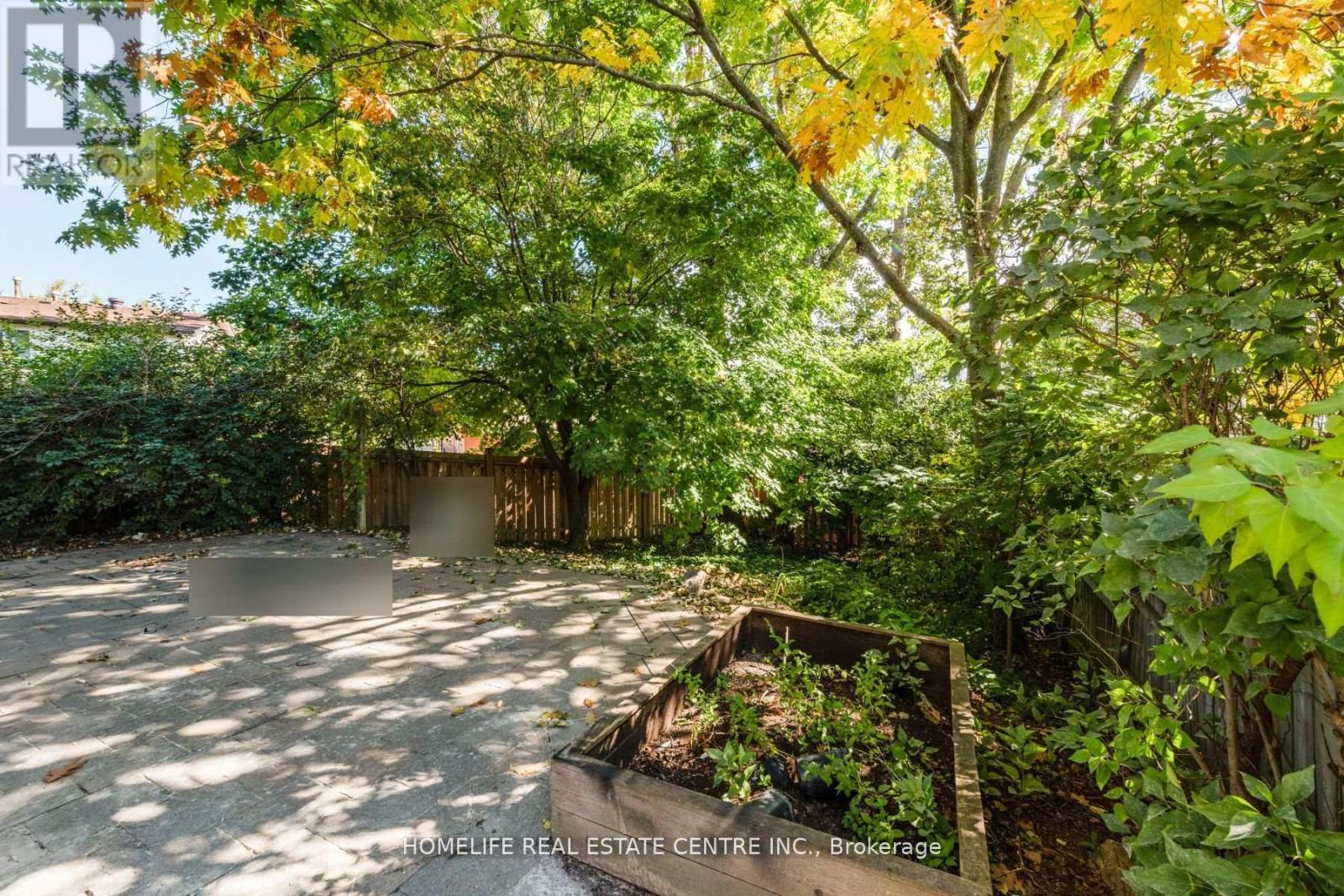 79 Fox Run Property Photo 47
