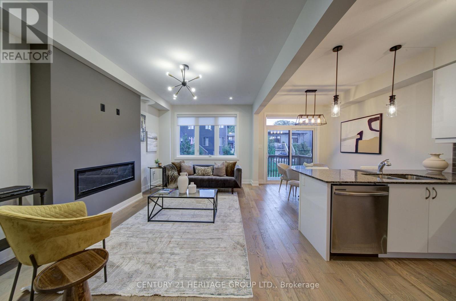 40 Eberhardt Drive Property Photo 4