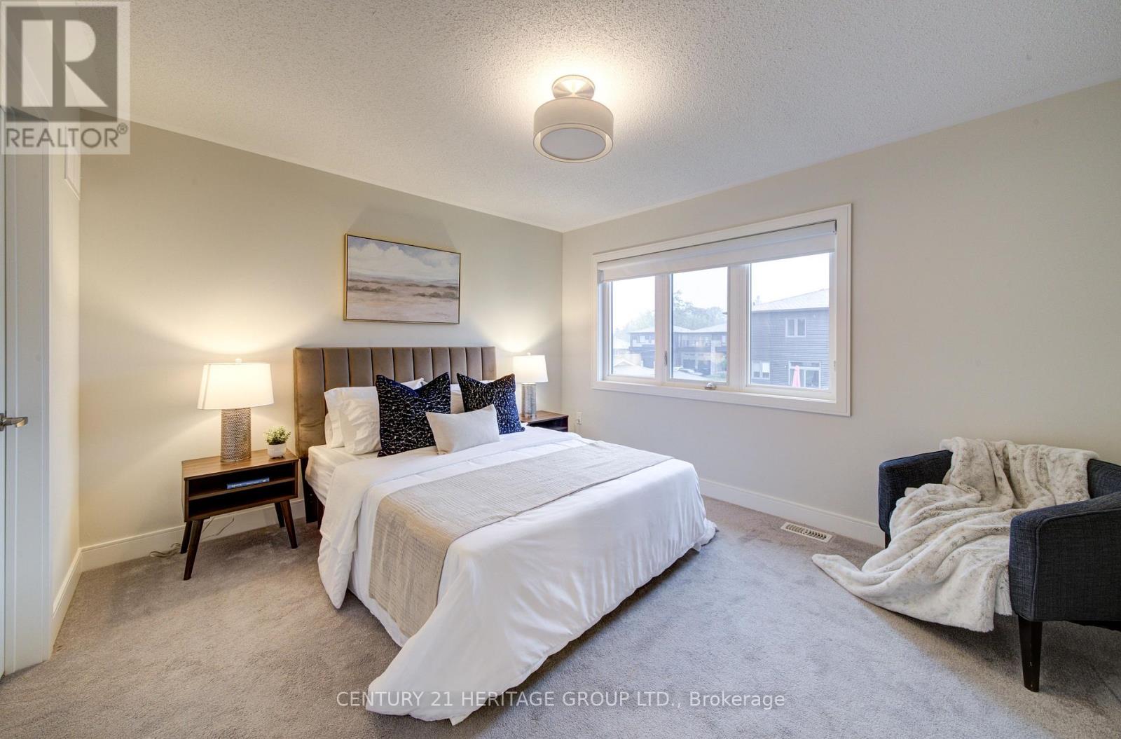 40 Eberhardt Drive Property Photo 21