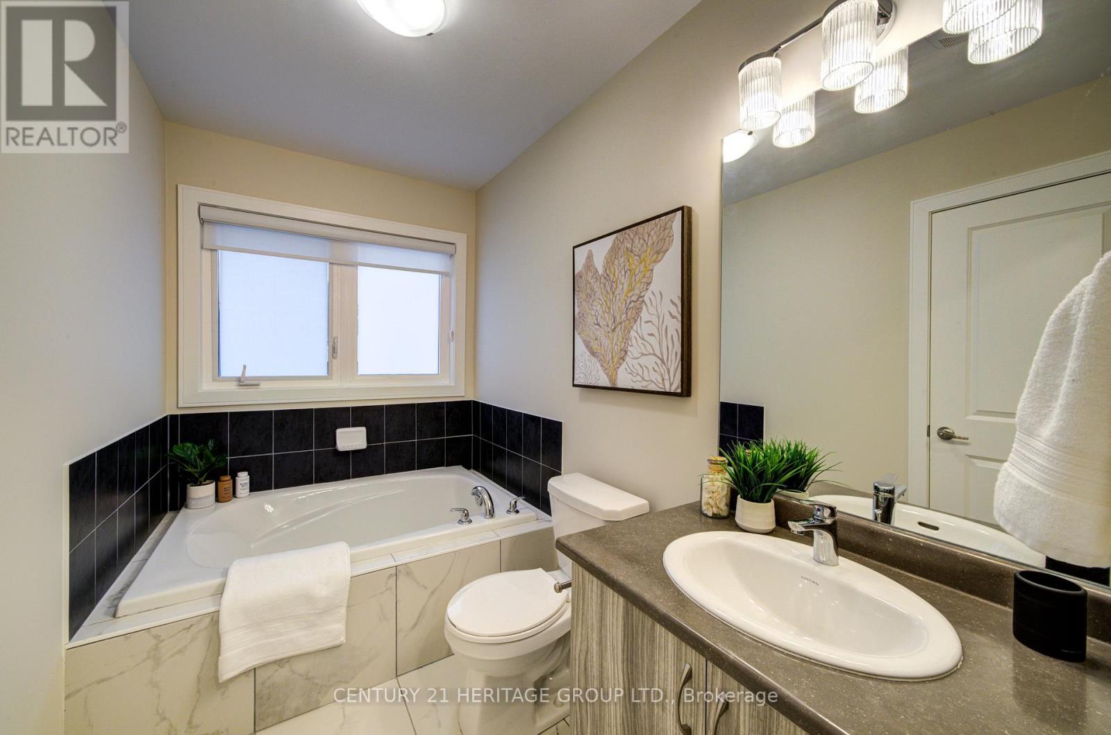 40 Eberhardt Drive Property Photo 26