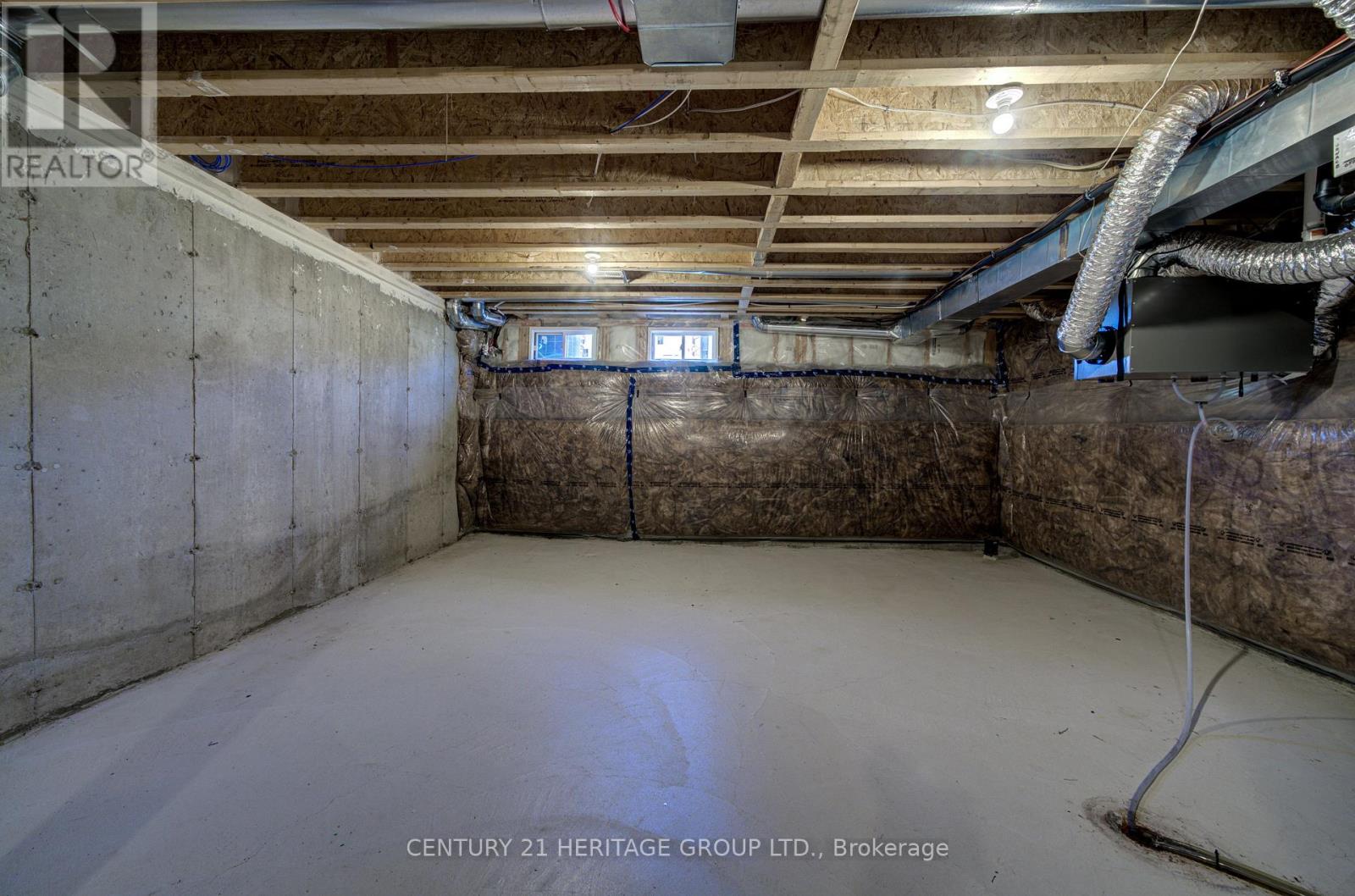 40 Eberhardt Drive Property Photo 34