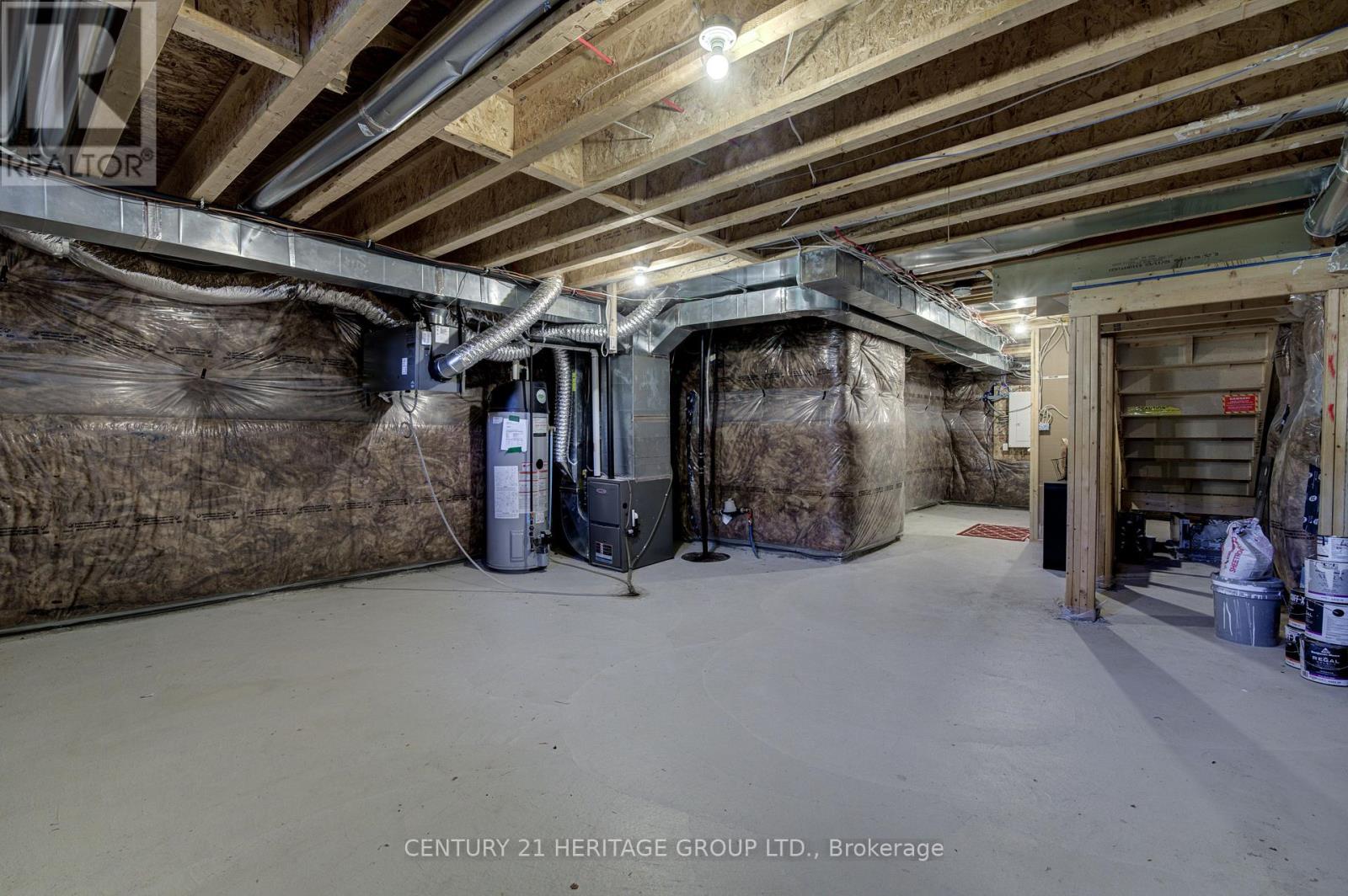 40 Eberhardt Drive Property Photo 35
