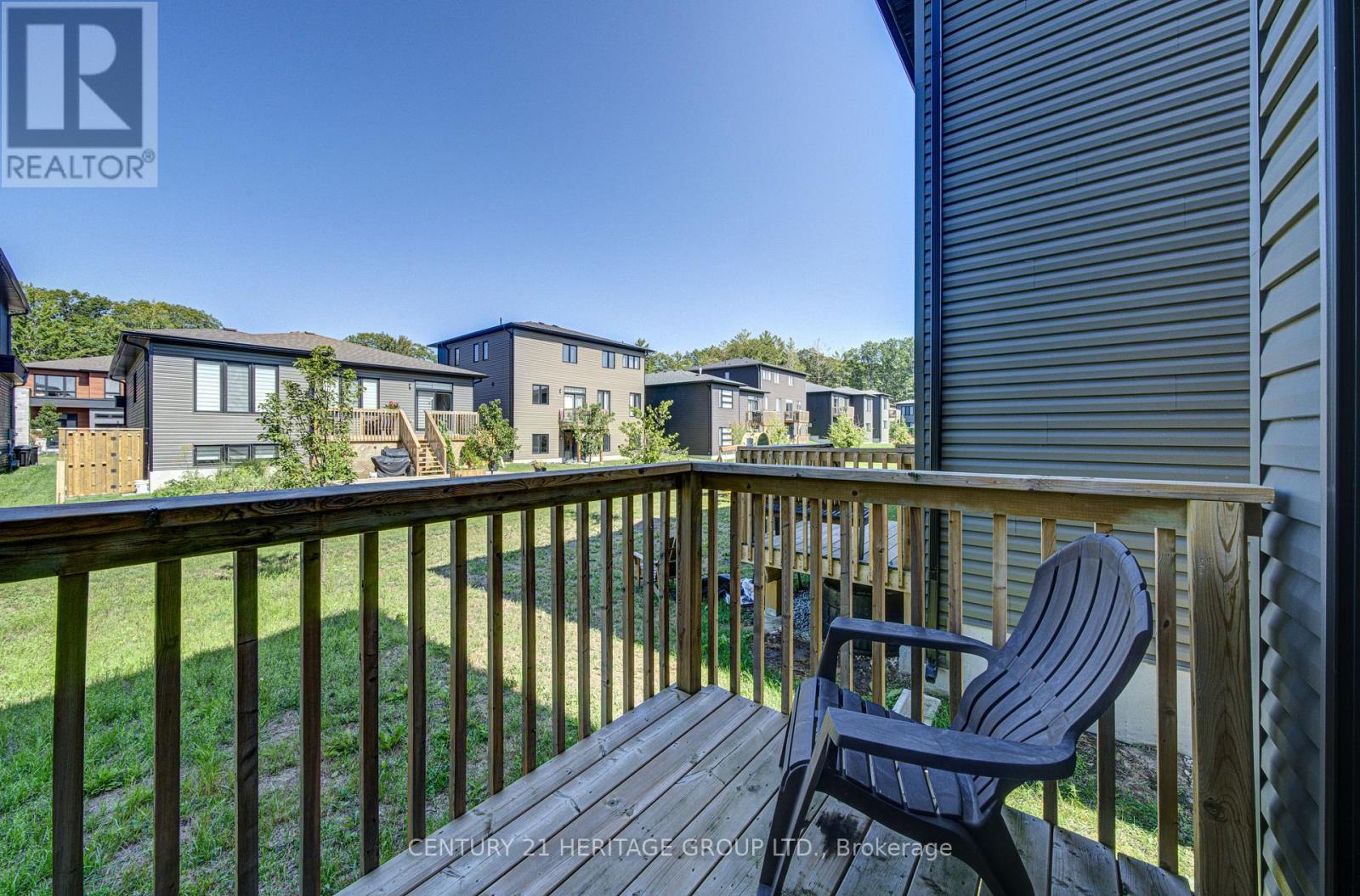 40 Eberhardt Drive Property Photo 37