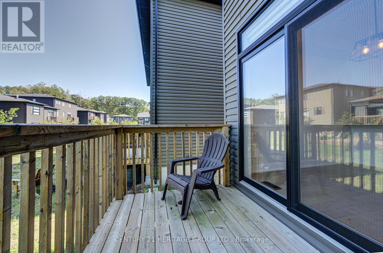 40 Eberhardt Drive Property Photo 38