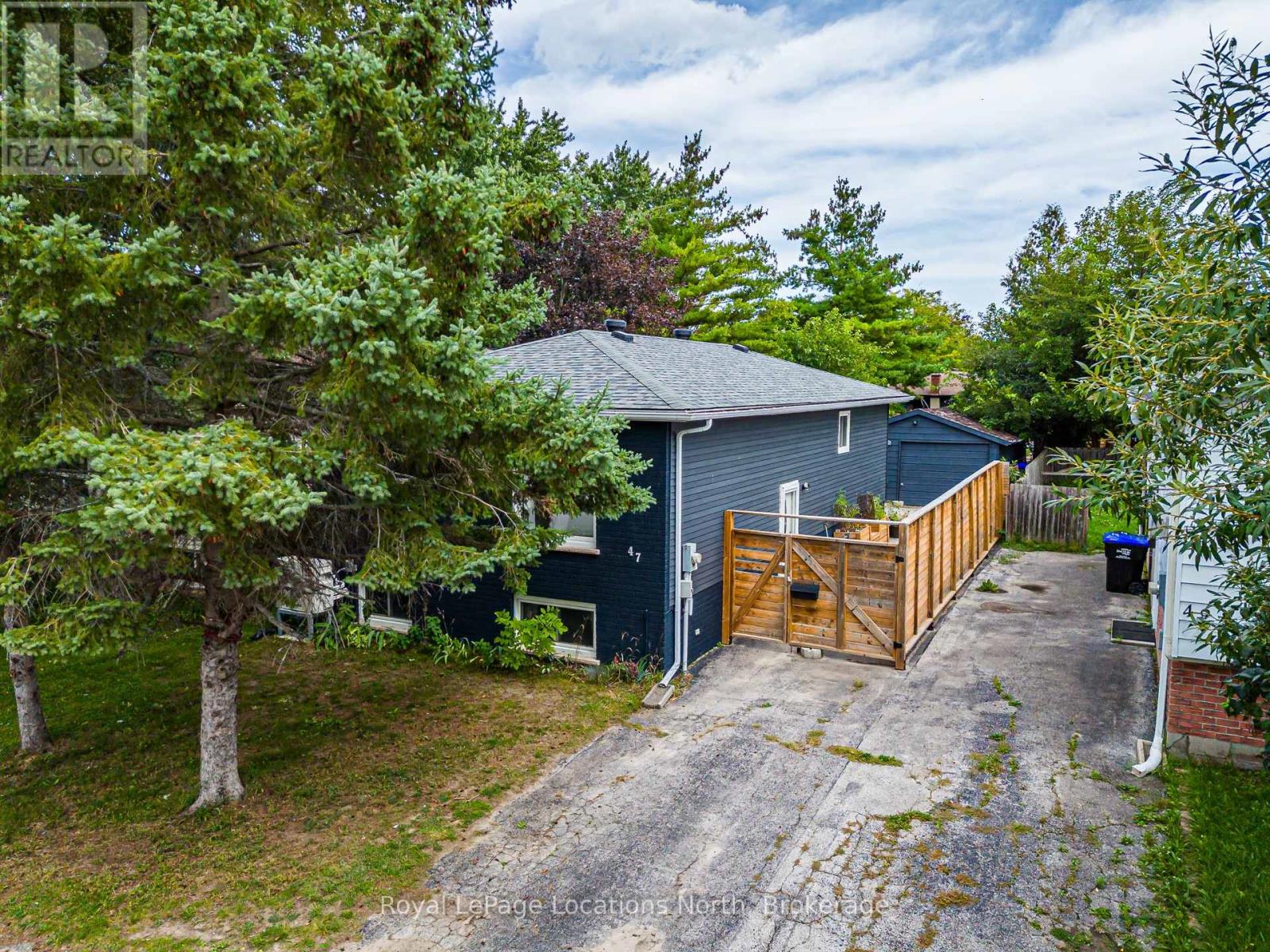 47 COURTICE CRESCENT Property Photo 1