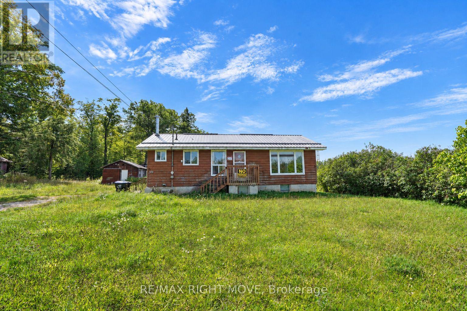 6989 Concession B-c Road Property Photo 4