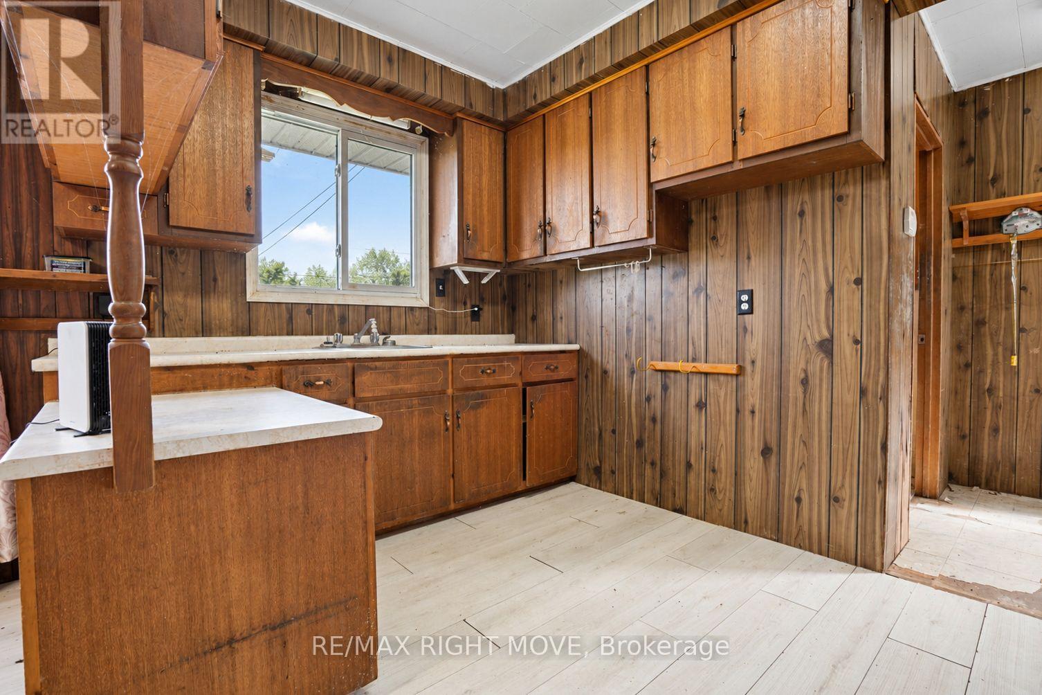 6989 Concession B-c Road Property Photo 7