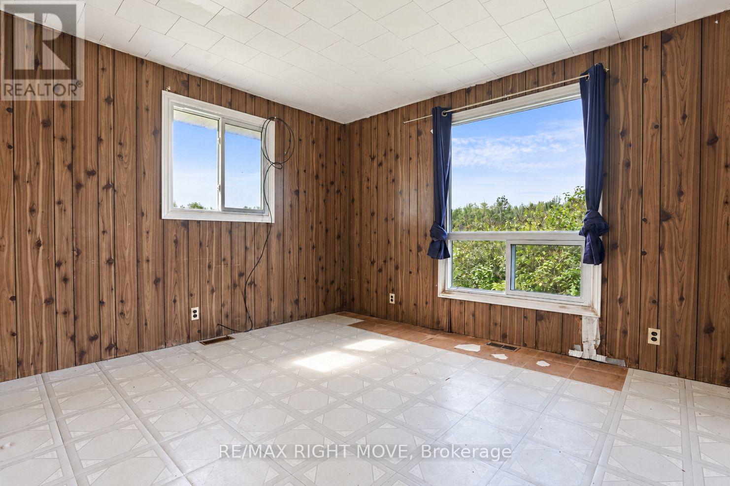 6989 Concession B-c Road Property Photo 11