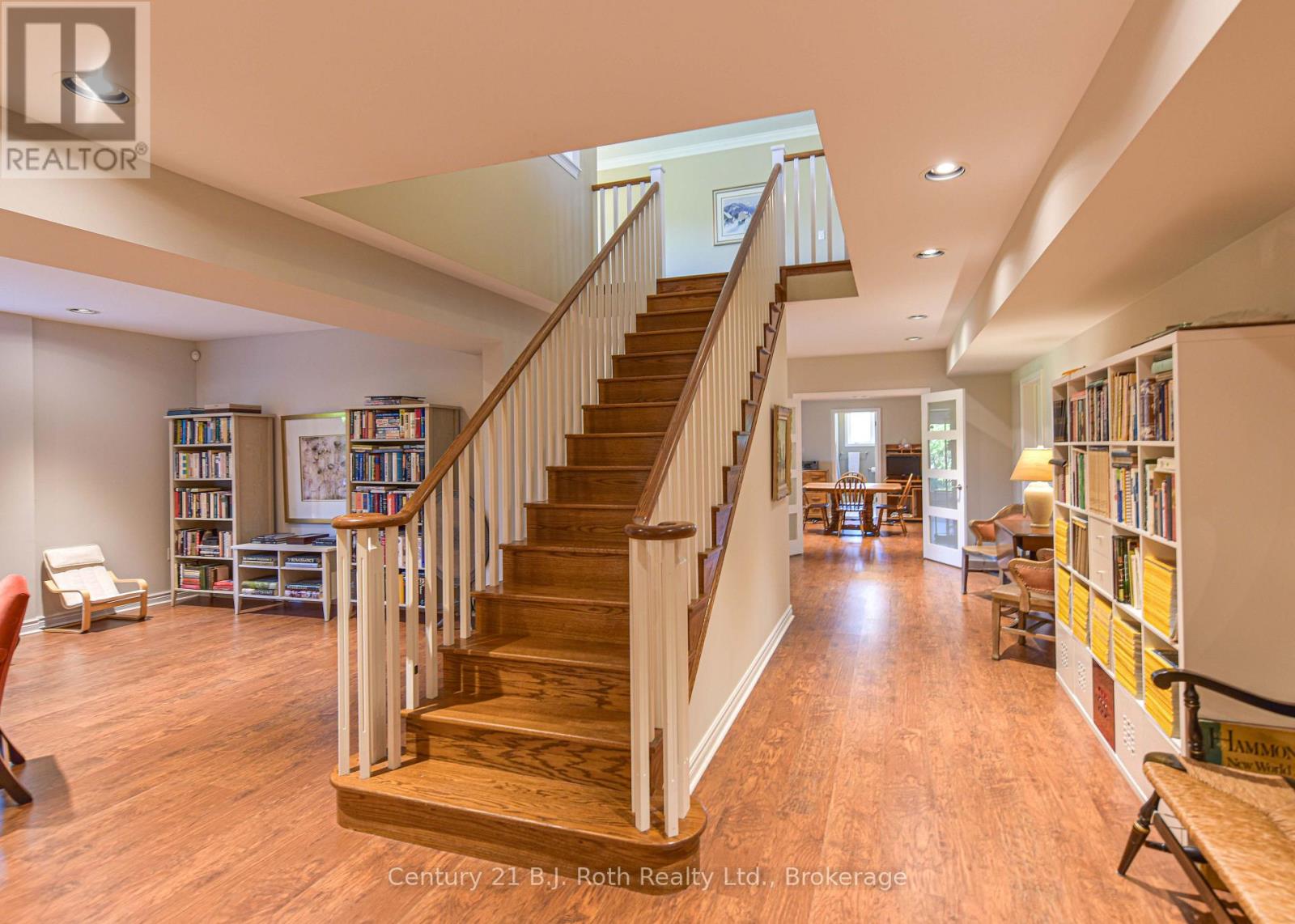1273 Hawk Ridge Crescent Property Photo 29