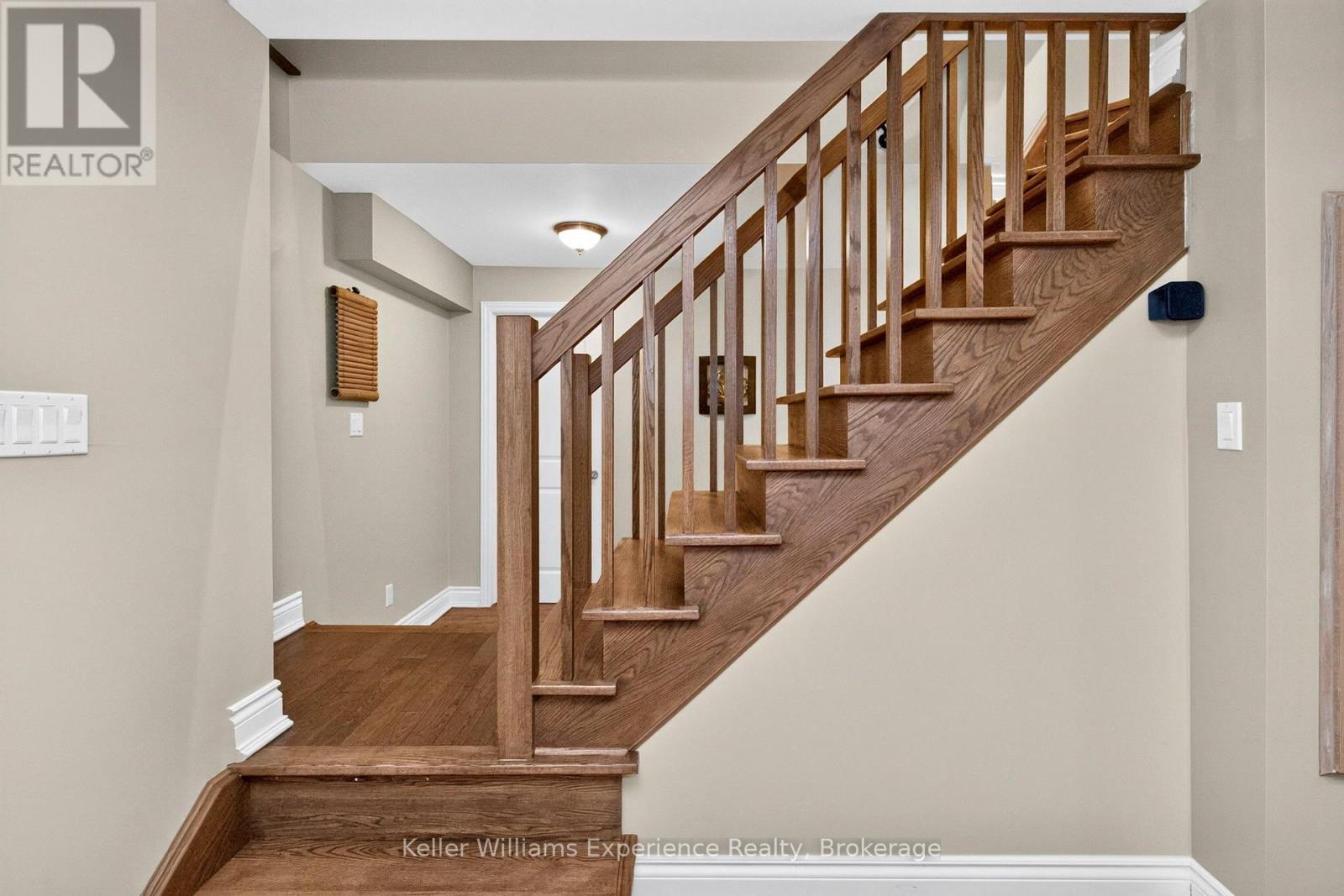12 Albion Lane Property Photo 18