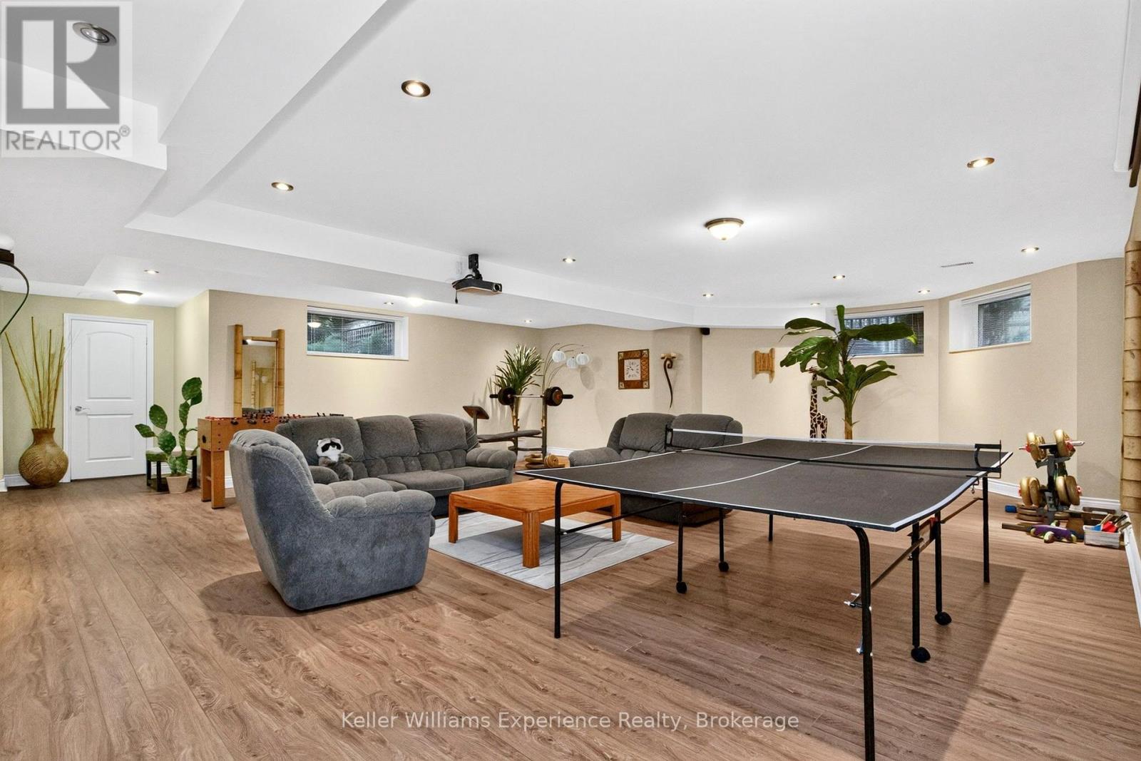 12 Albion Lane Property Photo 19