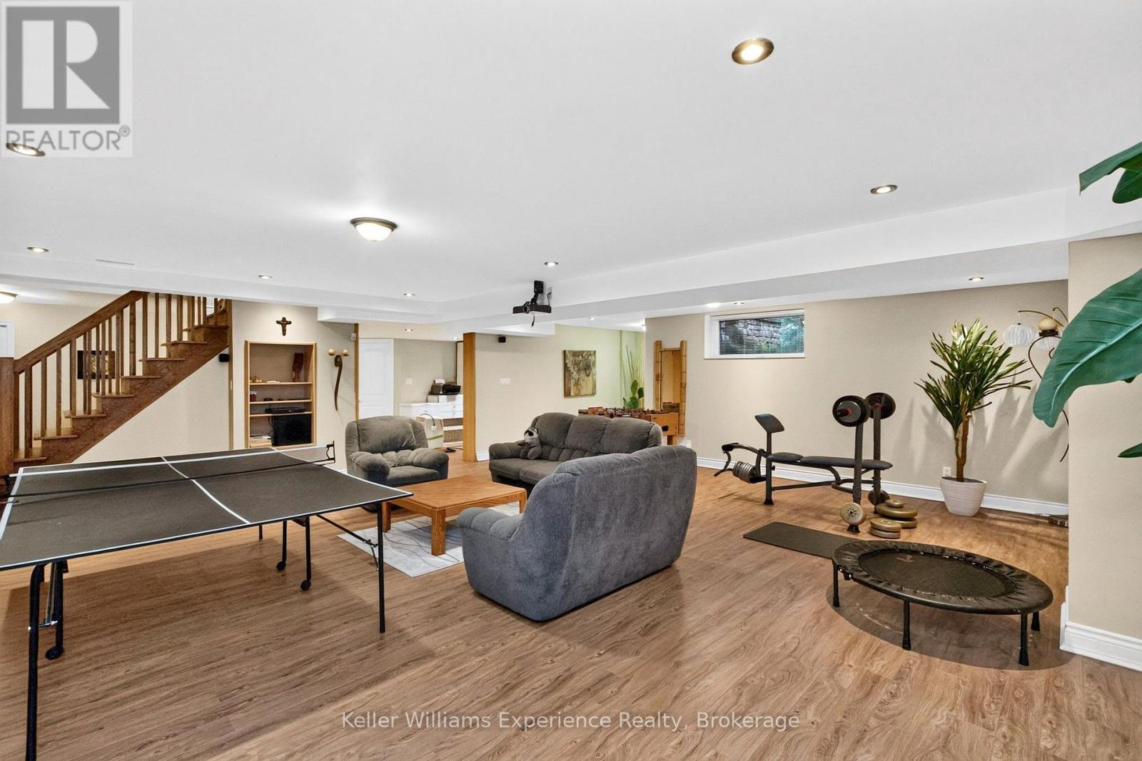 12 Albion Lane Property Photo 20