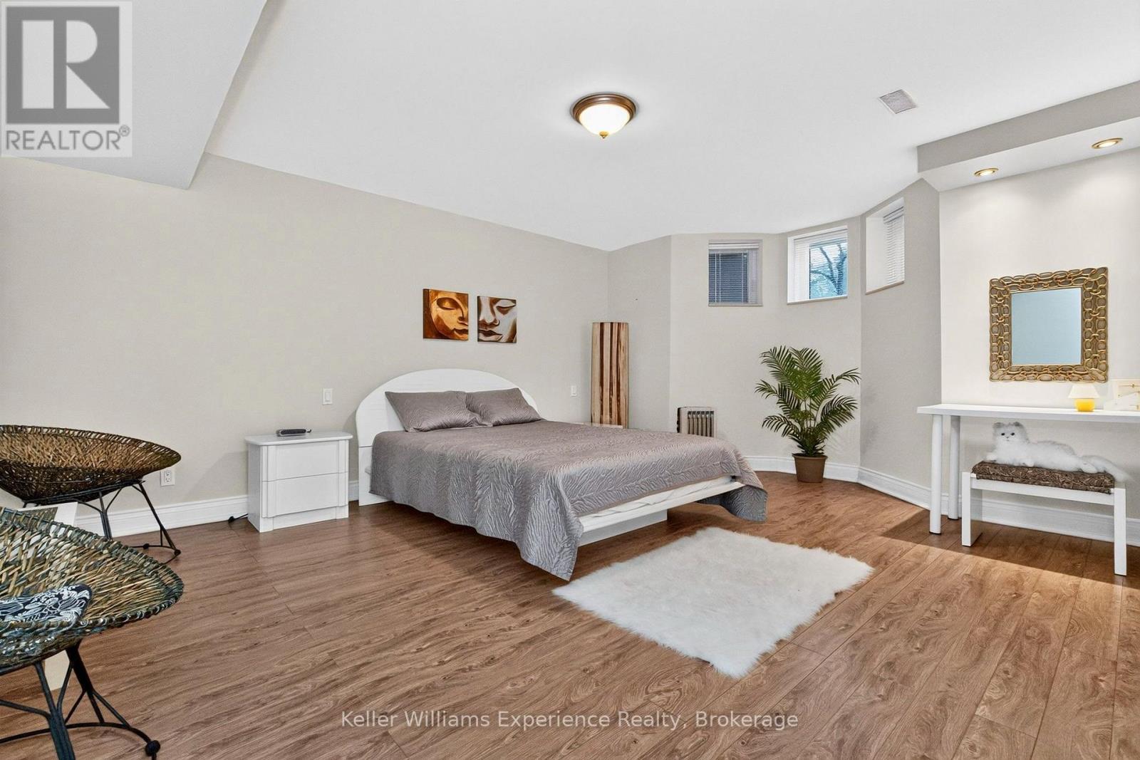 12 Albion Lane Property Photo 22
