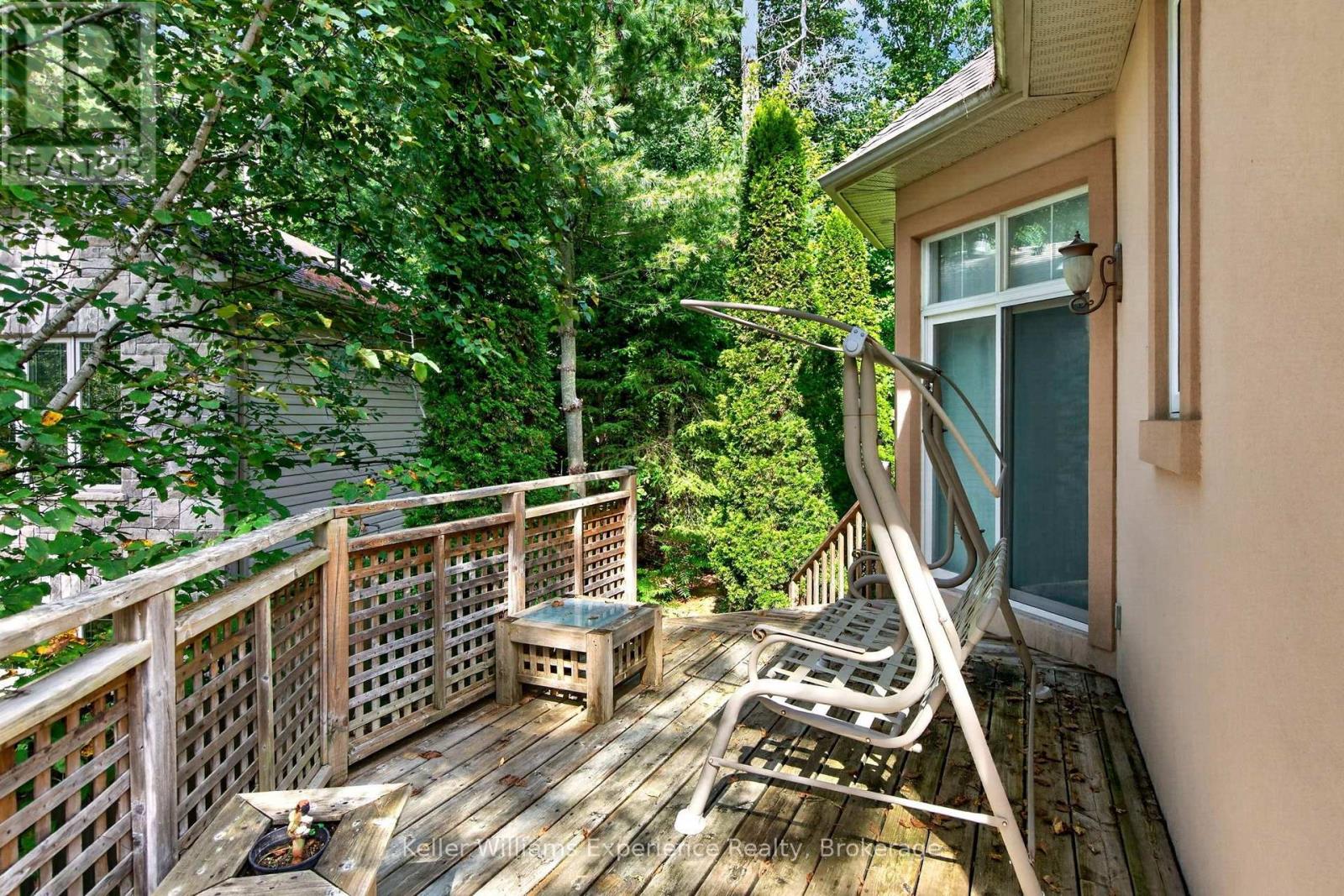 12 Albion Lane Property Photo 25