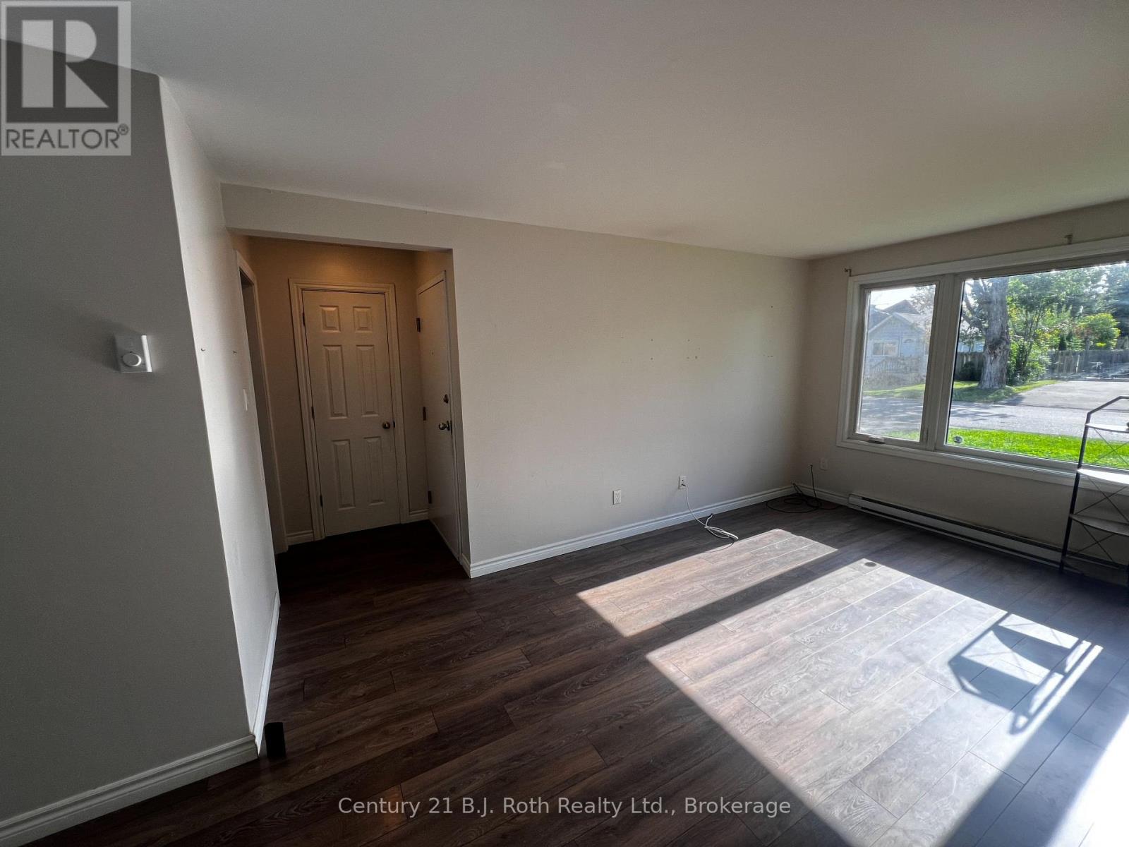 Unit 1 - 520 High Street Property Photo 6