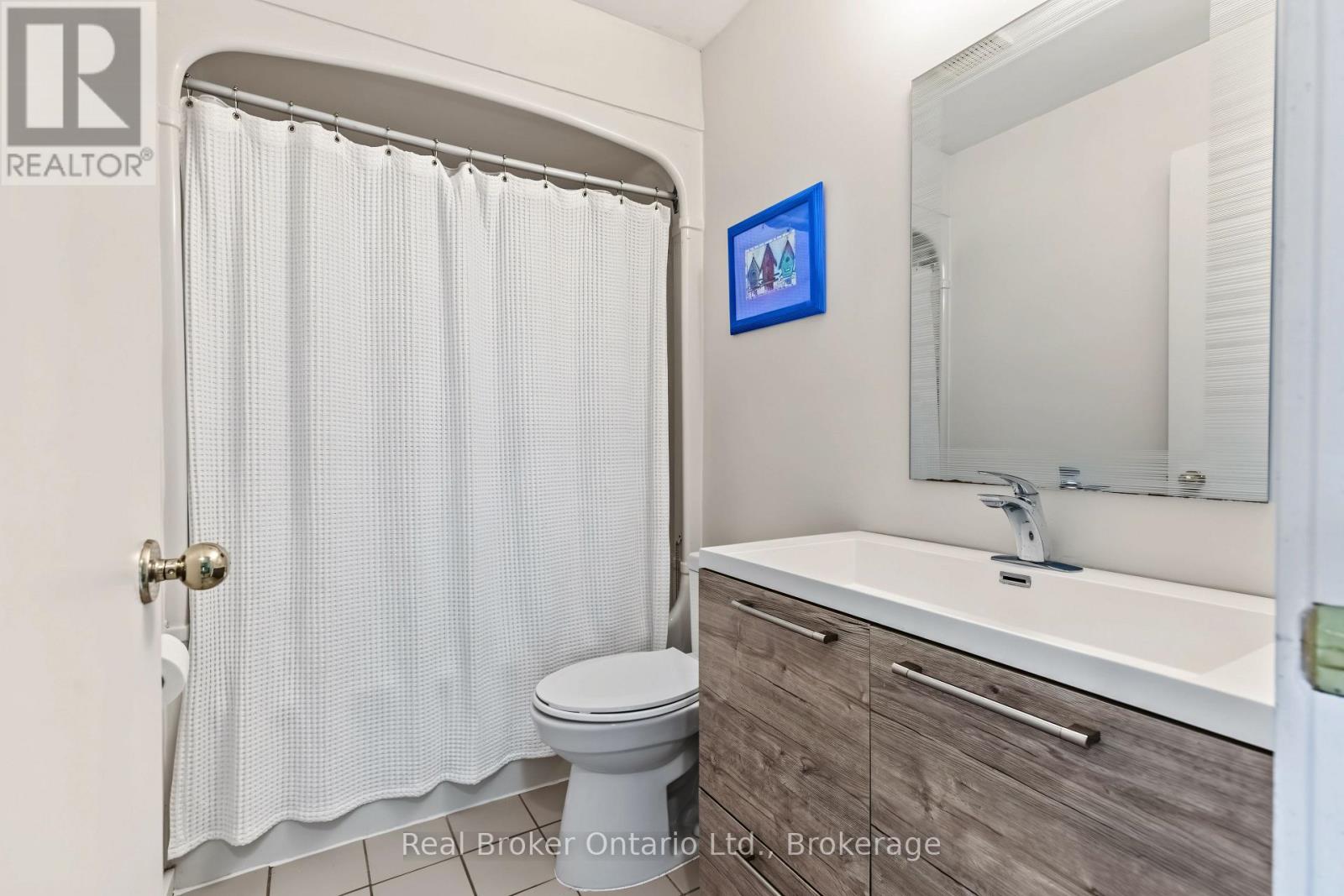 31 - 127 Fairway Crescent Property Photo 23