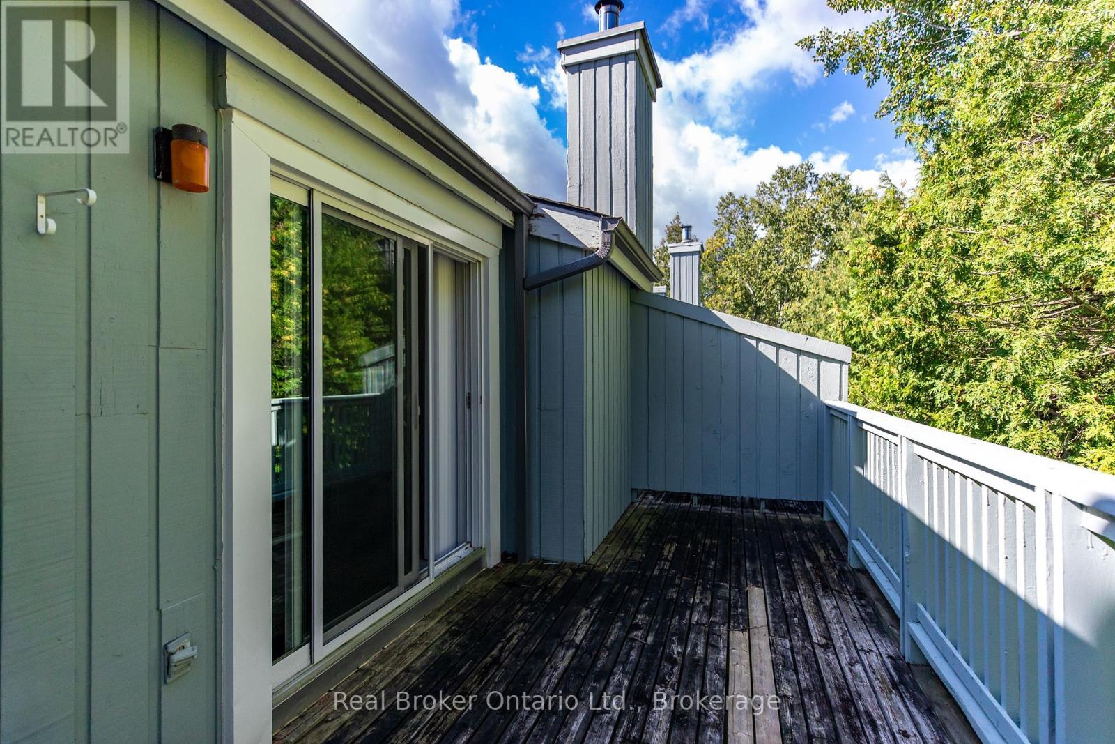 31 - 127 Fairway Crescent Property Photo 32