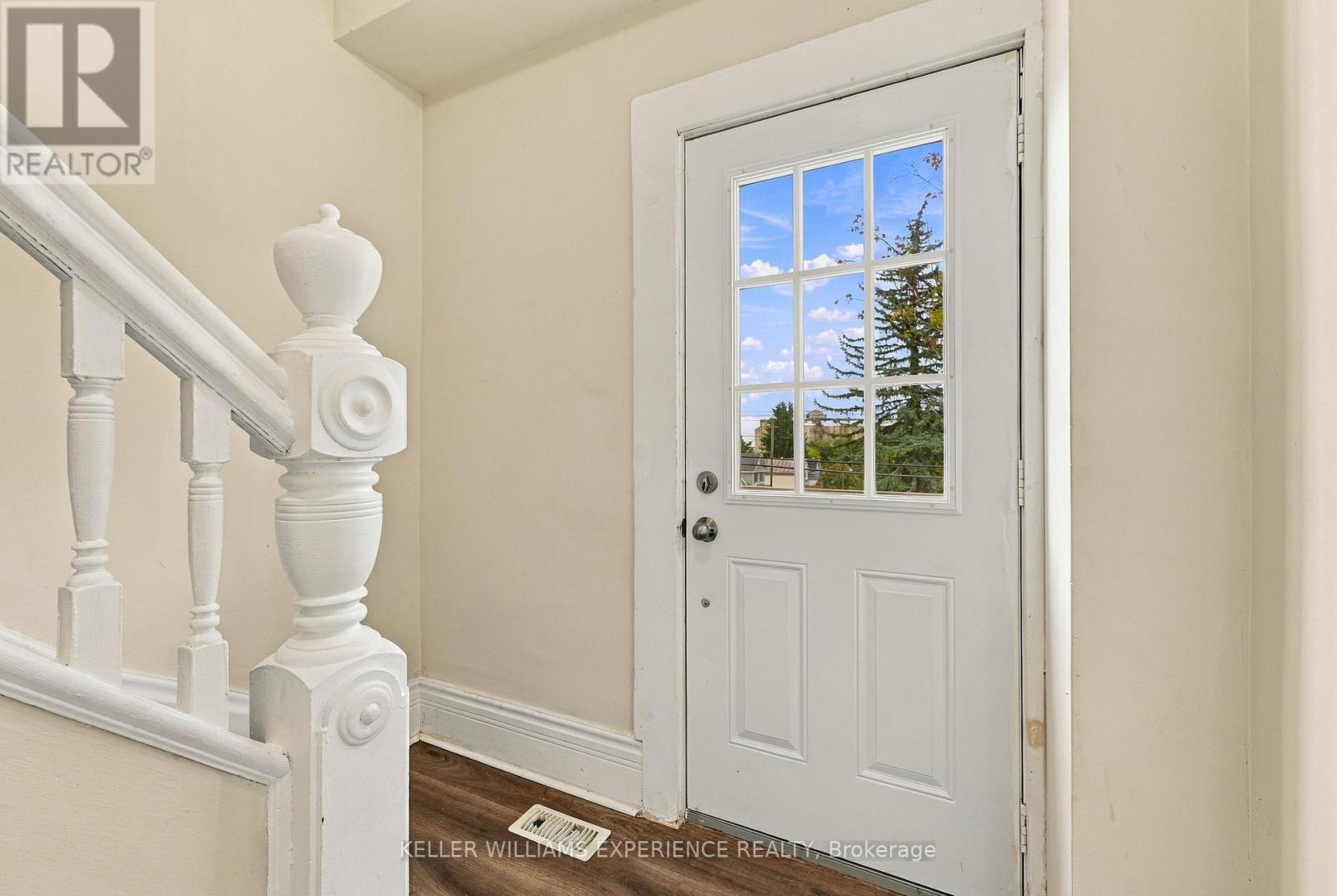 154 Fifth Street Property Photo 3