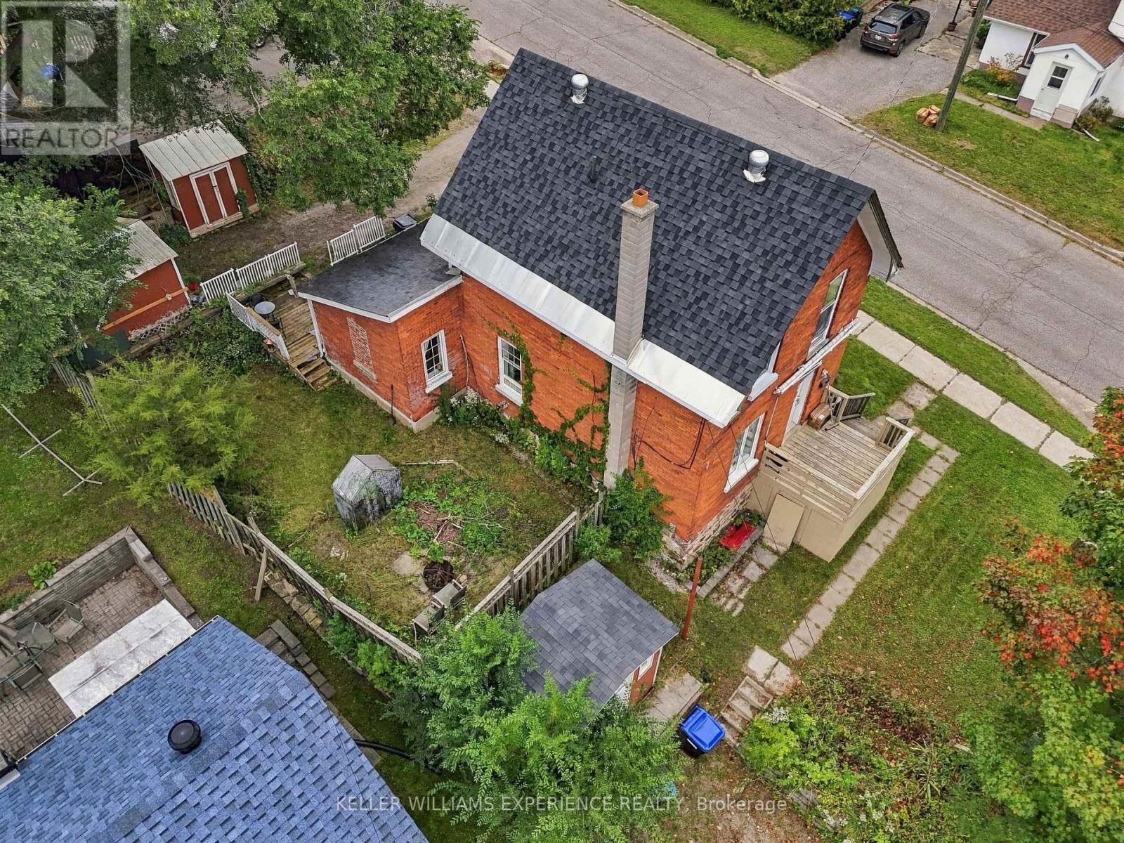 154 Fifth Street Property Photo 17