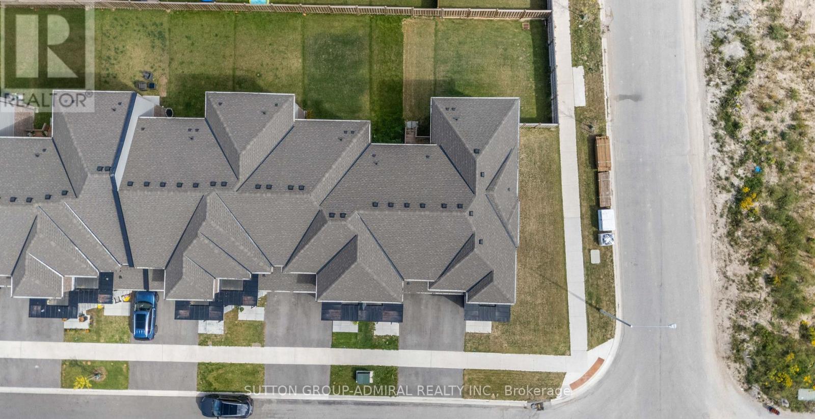 4 Rochester Drive Property Photo 3