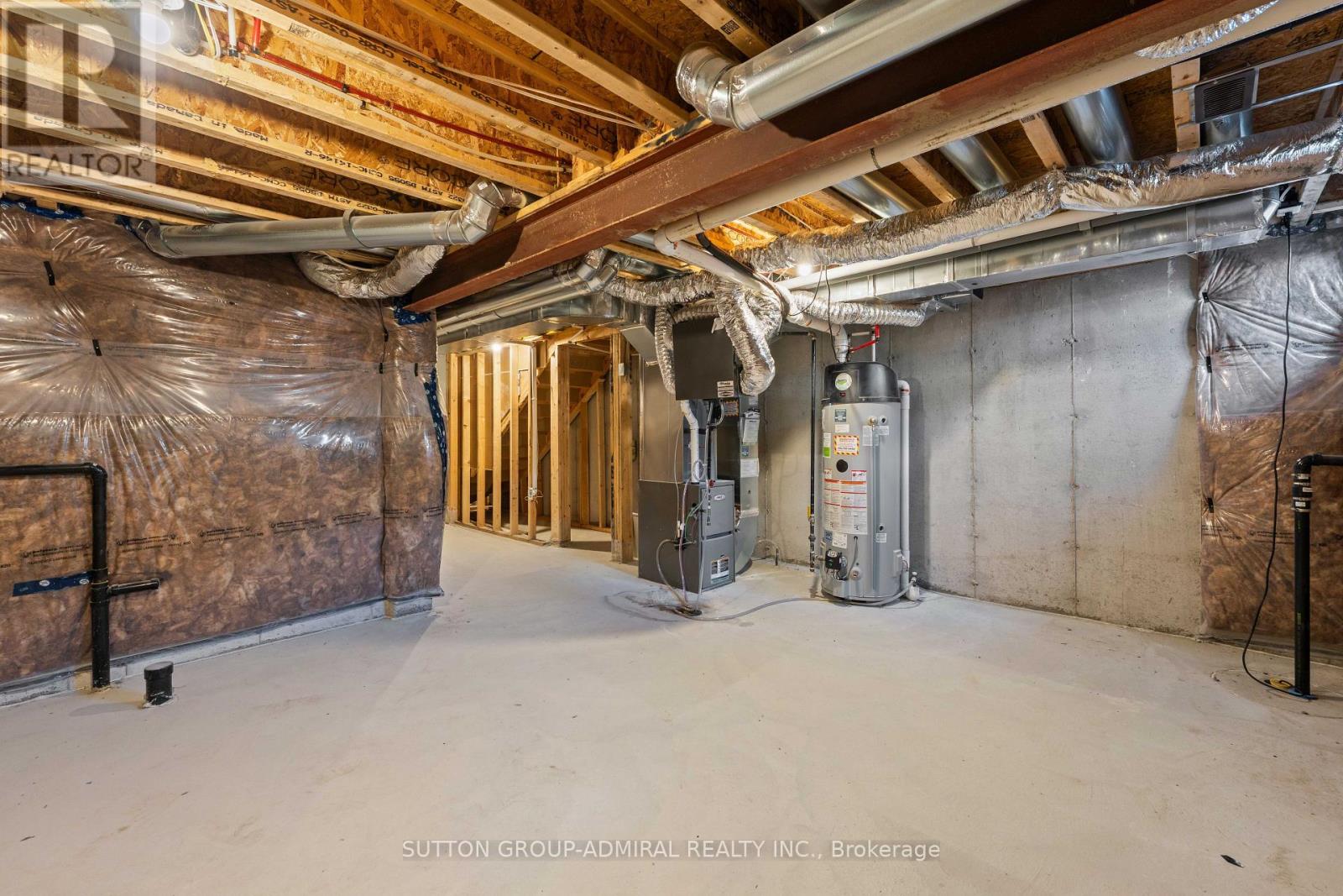 4 Rochester Drive Property Photo 45