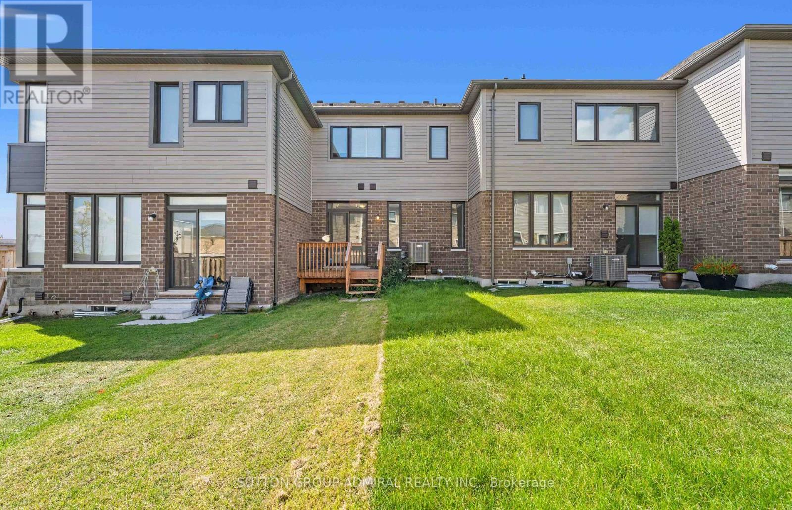 4 Rochester Drive Property Photo 49
