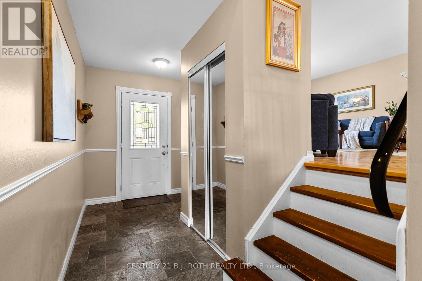 10 Andrea Crescent Property Photo 8