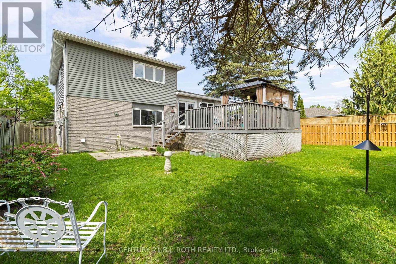 10 Andrea Crescent Property Photo 23