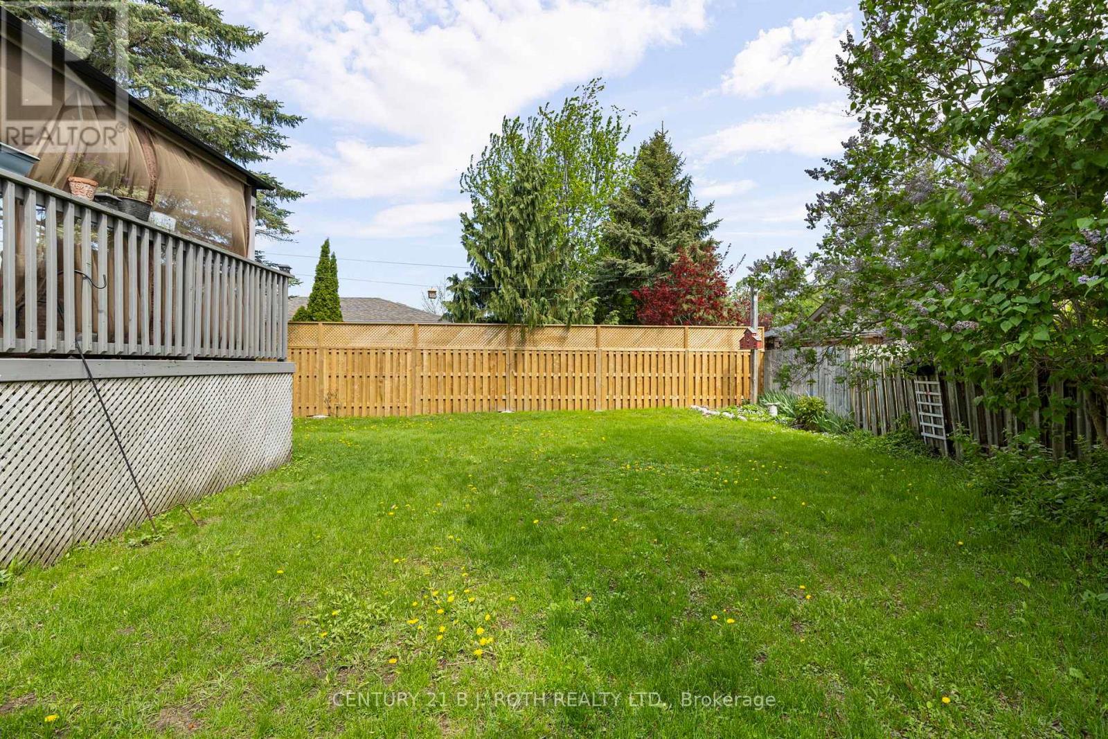10 Andrea Crescent Property Photo 27