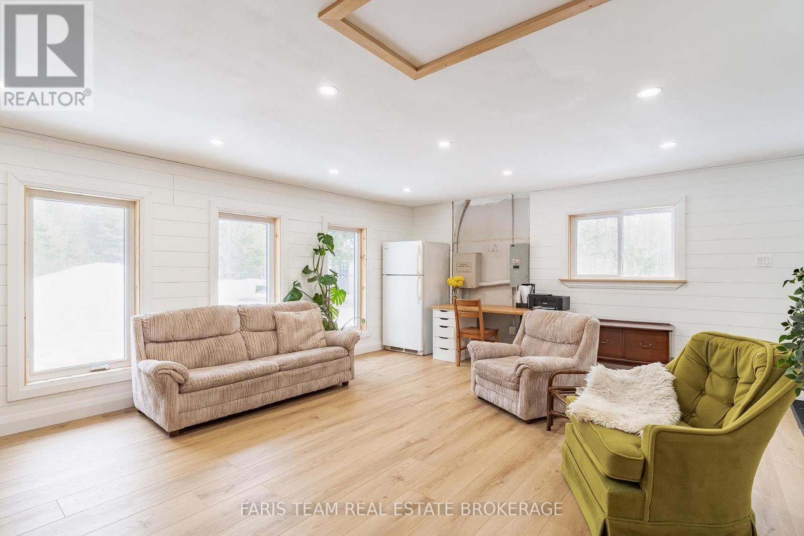 1520 Rosemount Road Property Photo 14