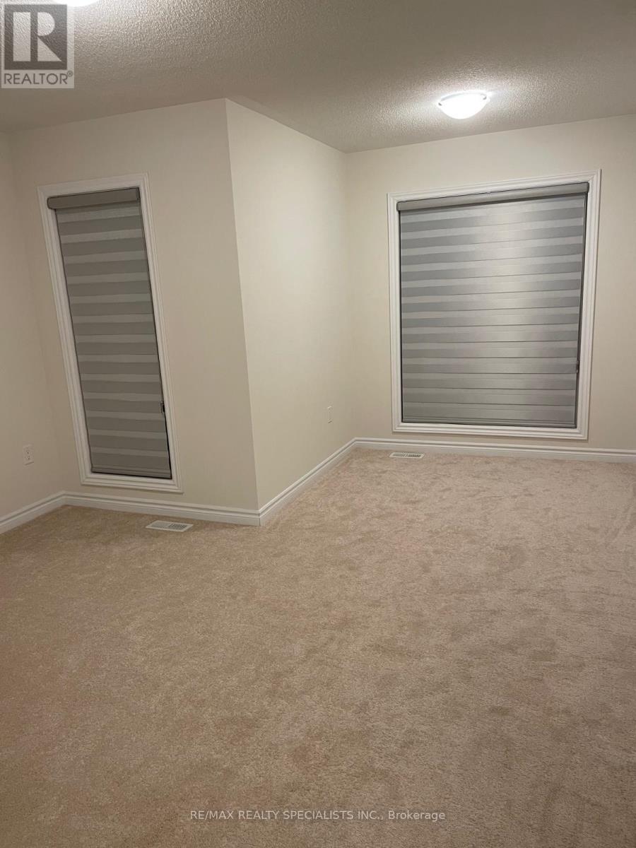 3 Eberhardt Drive Property Photo 10
