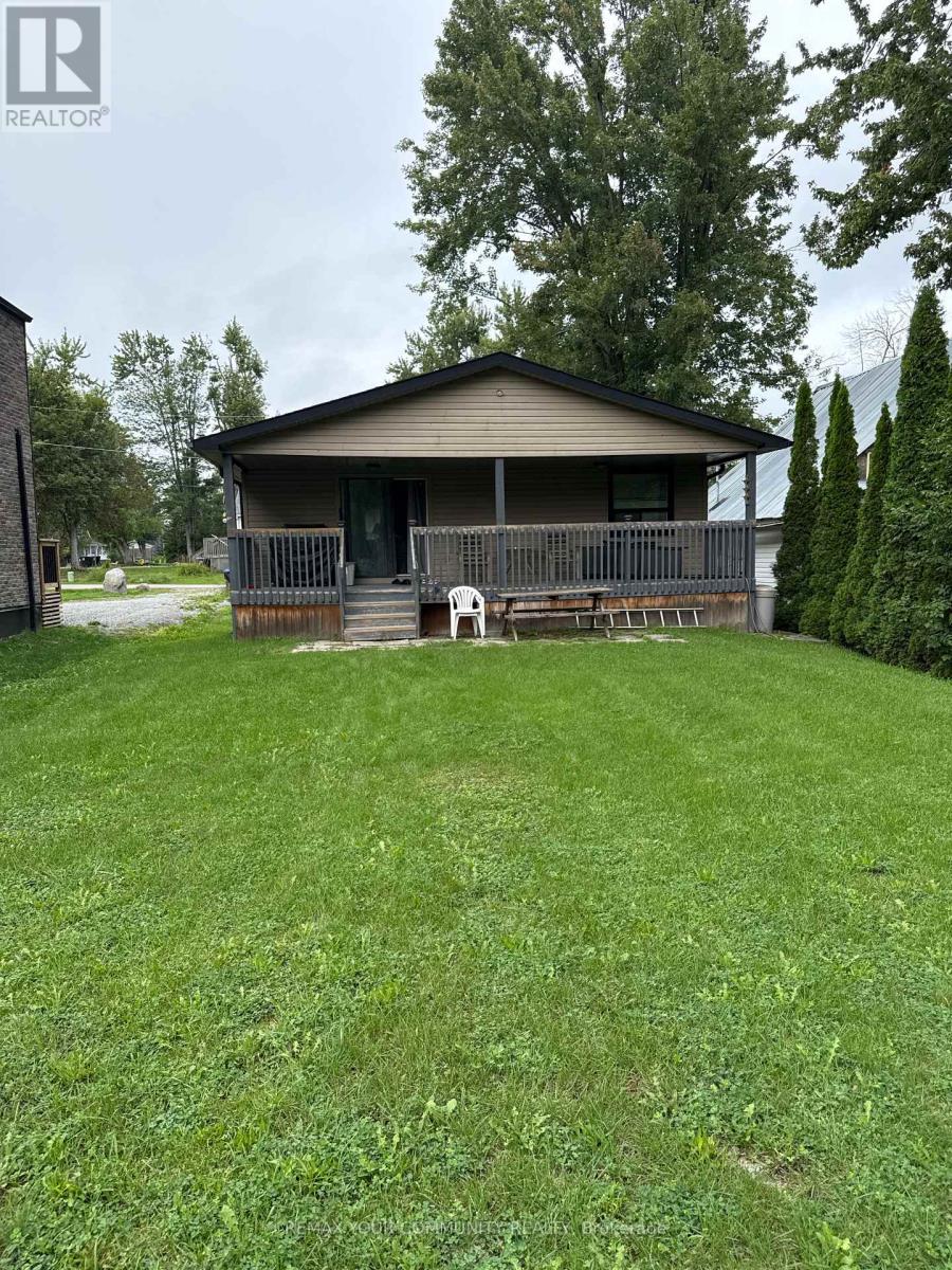 2763 Maple Trail Property Photo 1