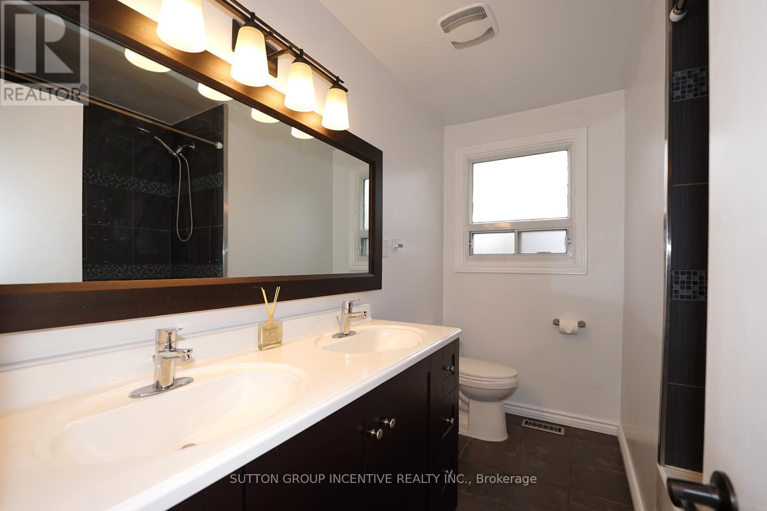 7 Huron Street Property Photo 21