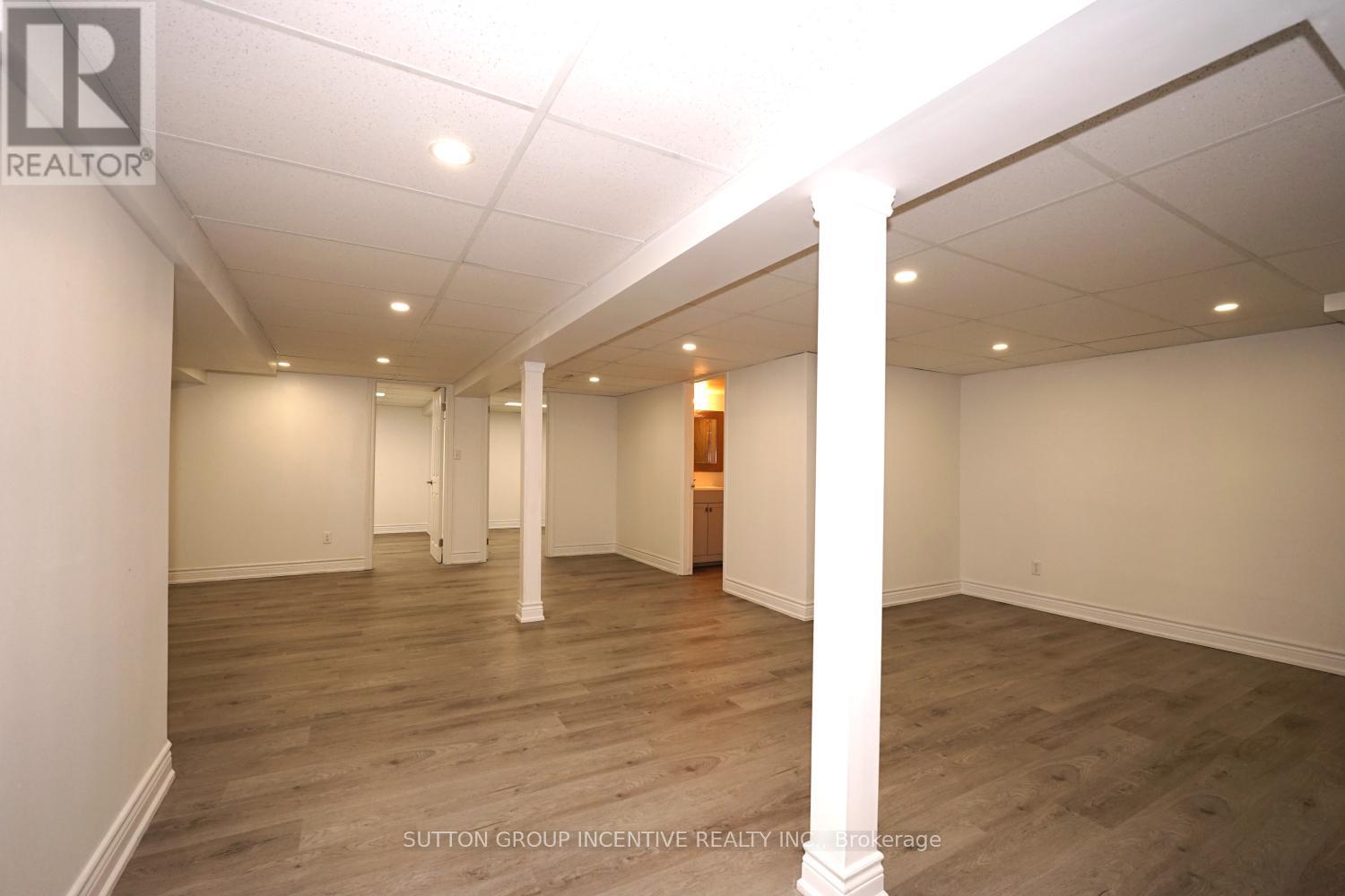 7 Huron Street Property Photo 26