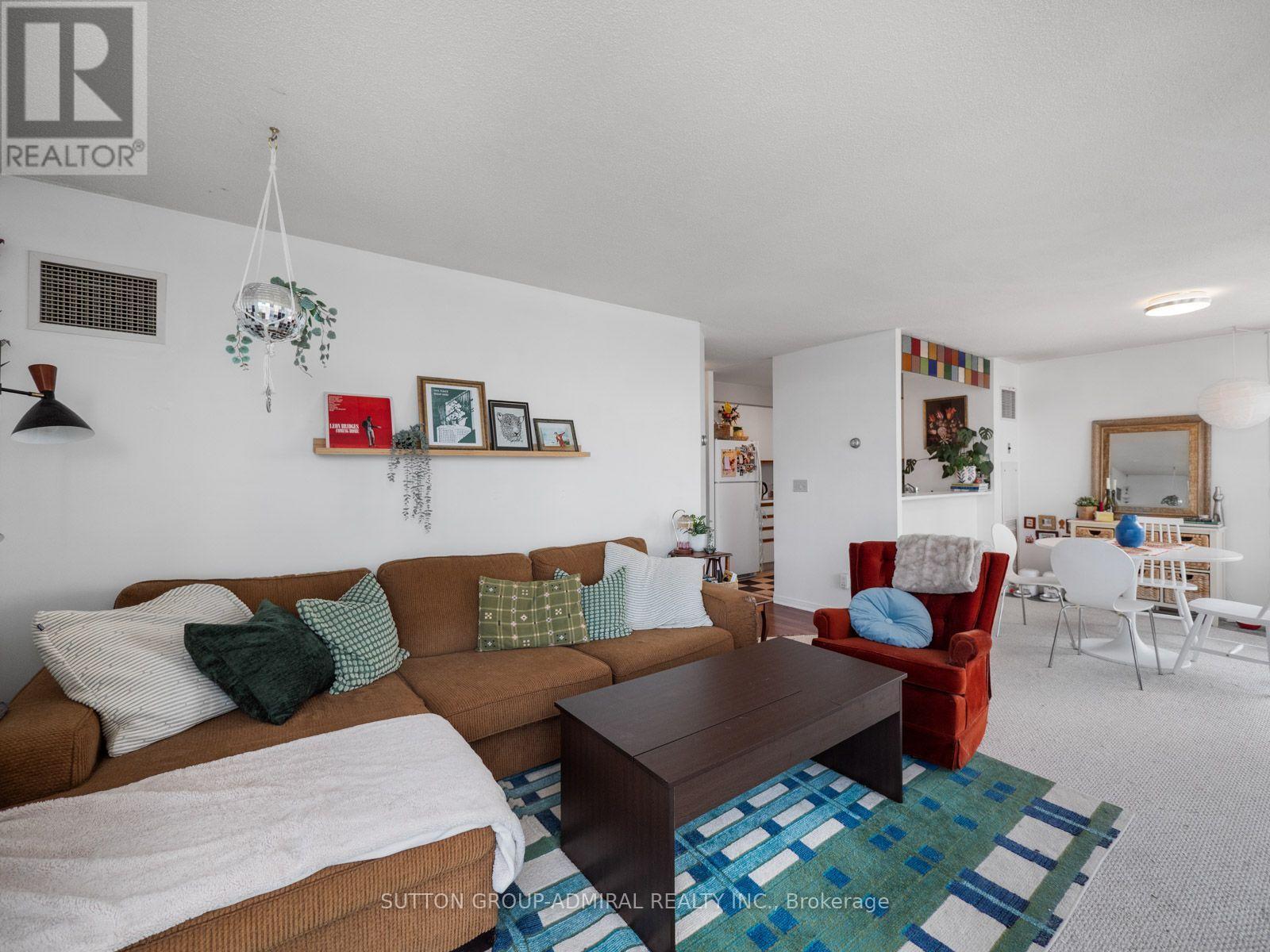 902 - 150 Dunlop Street E Property Photo 9