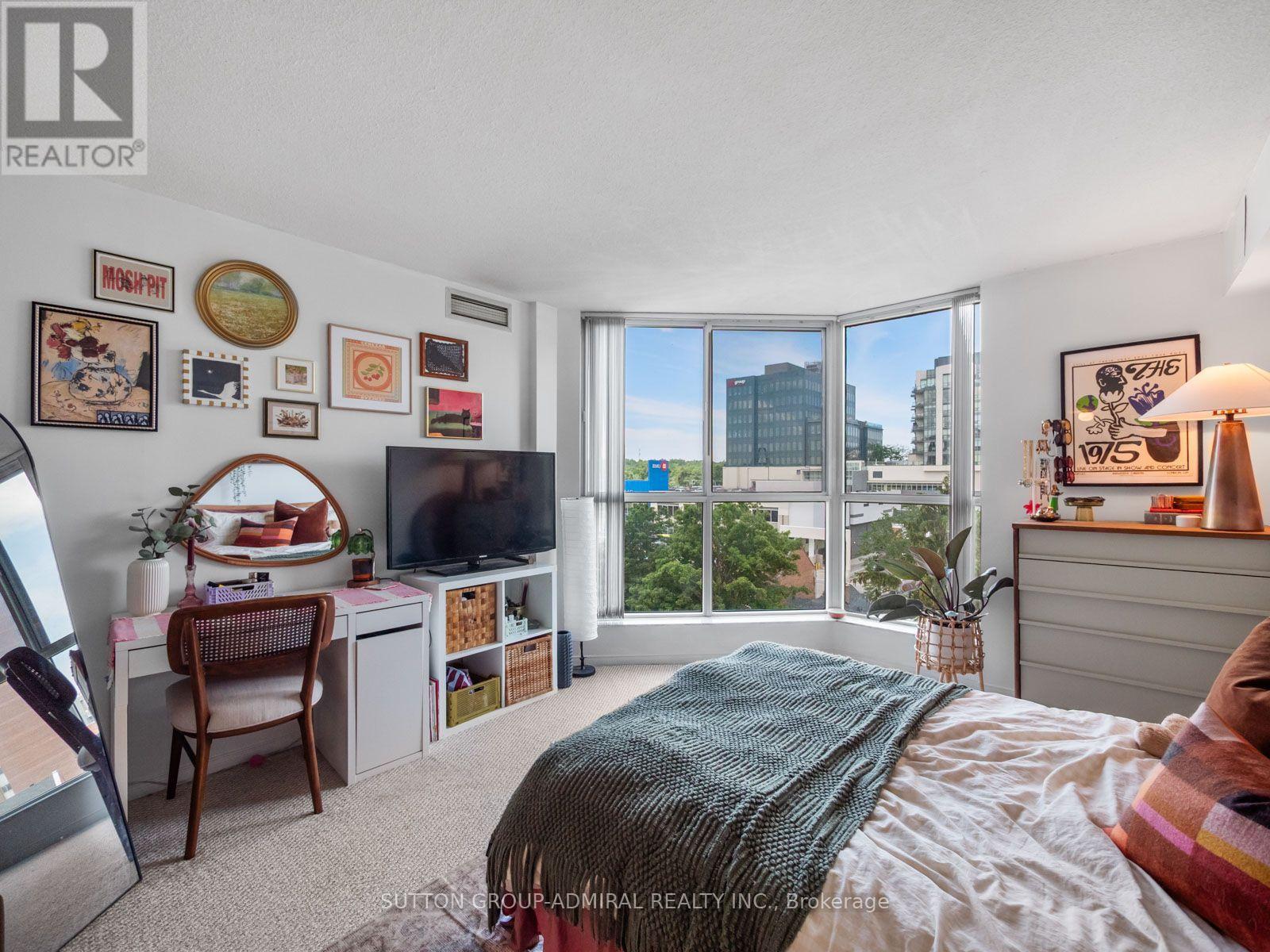 902 - 150 Dunlop Street E Property Photo 16