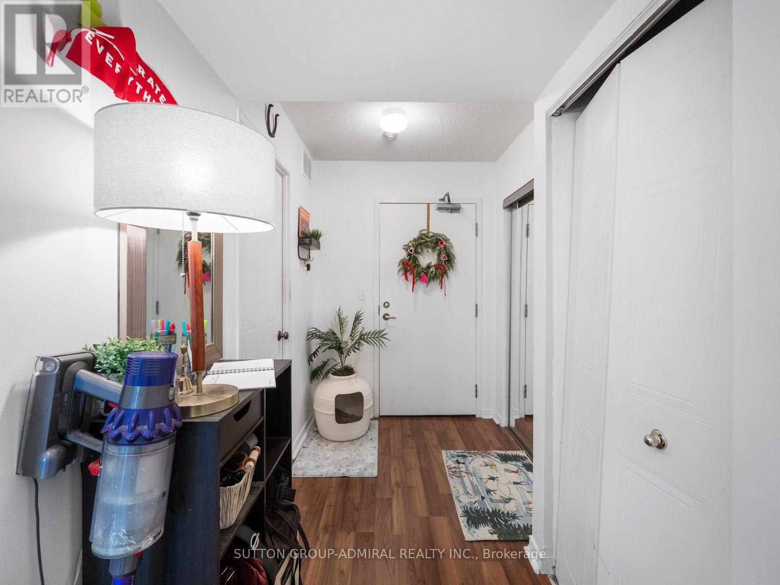 902 - 150 Dunlop Street E Property Photo 21