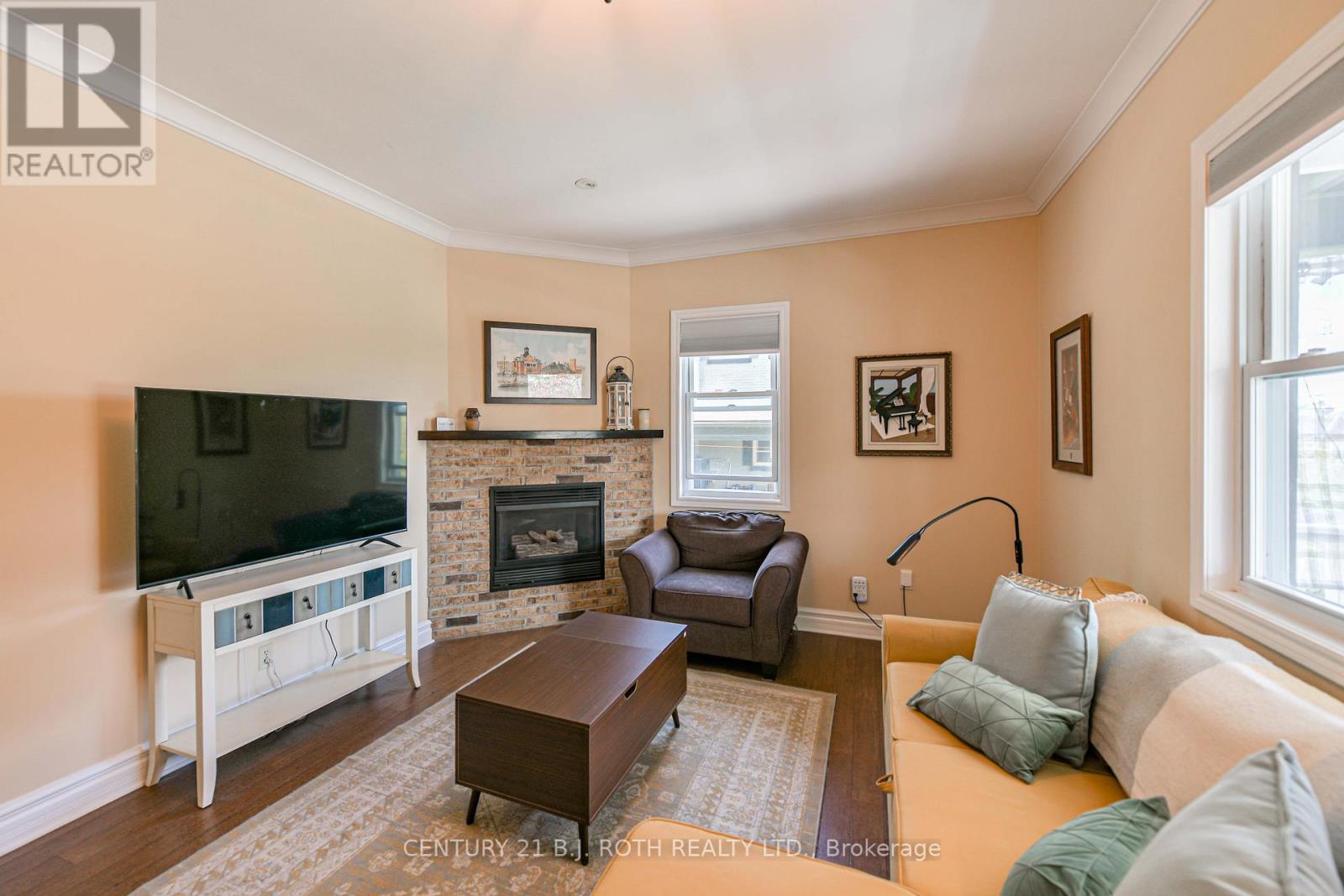 80 Coldwater Road W Property Photo 17