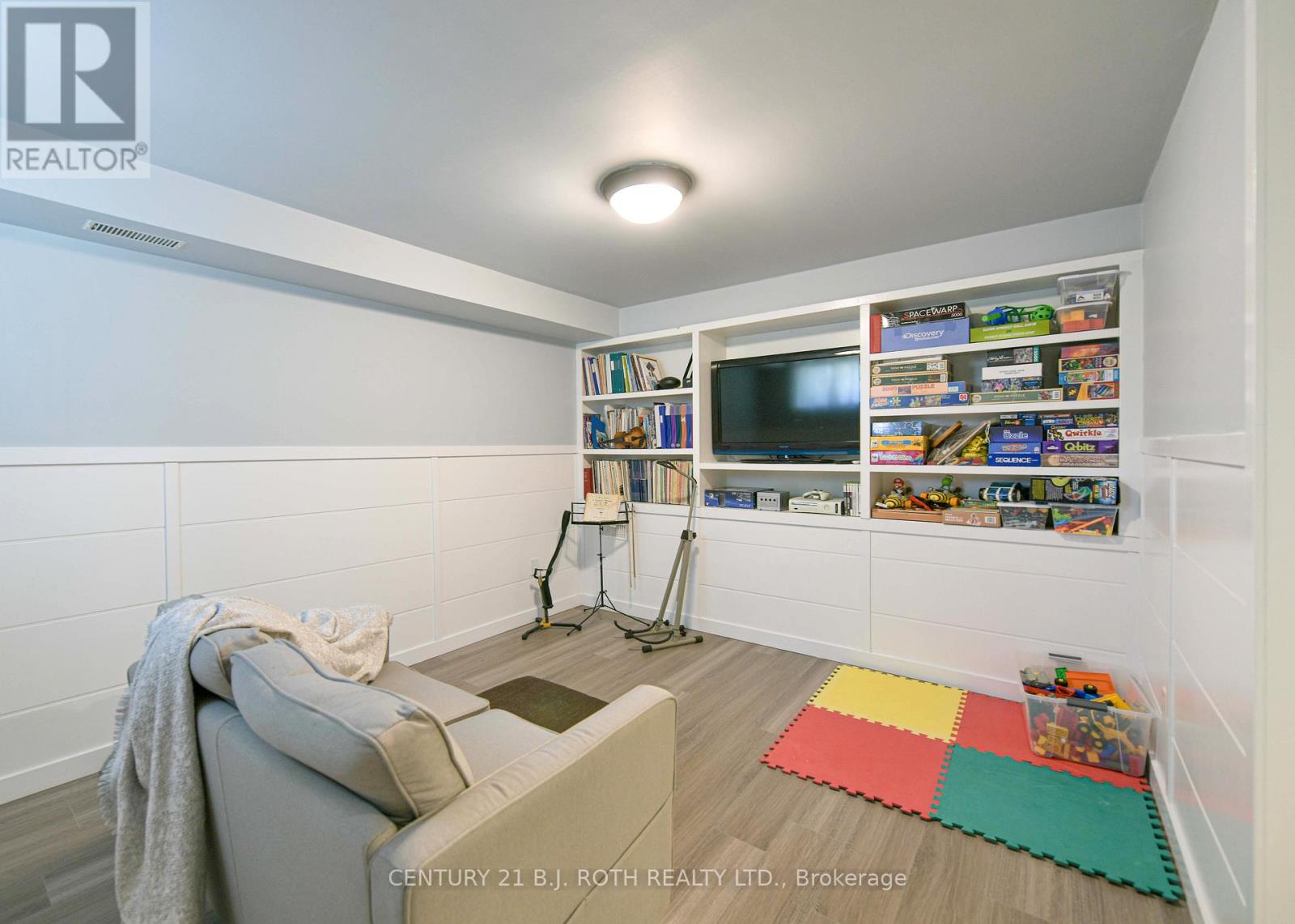 80 Coldwater Road W Property Photo 20