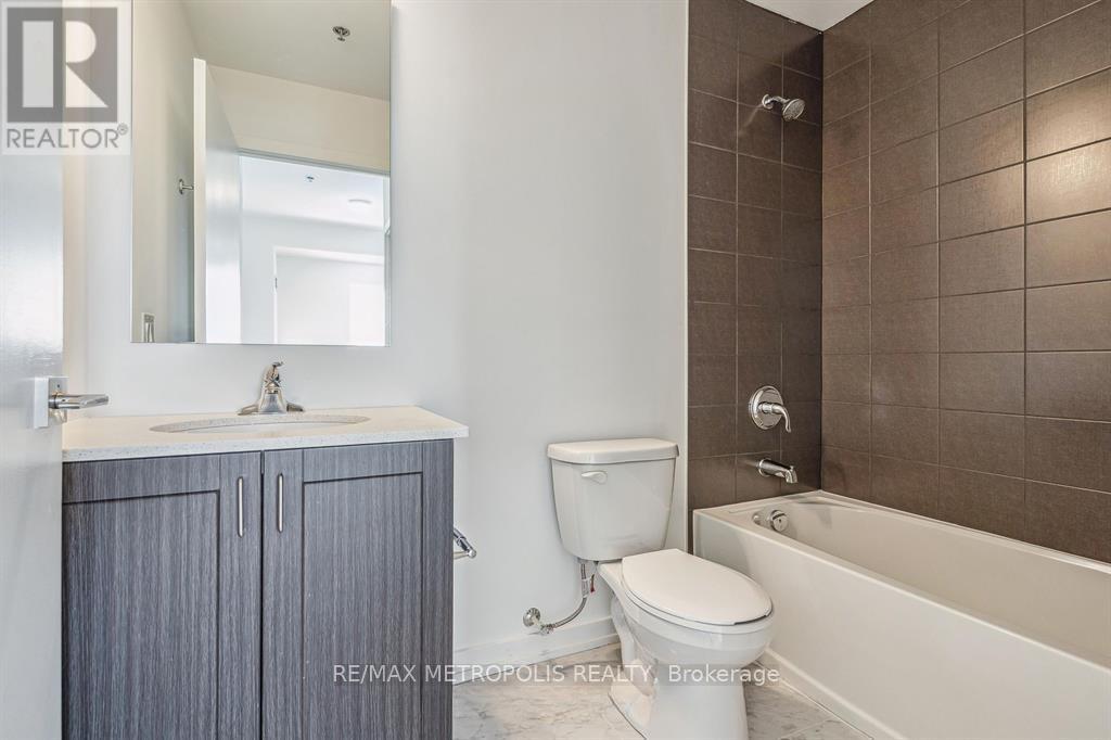 422 - 430 Essa Road Property Photo 18