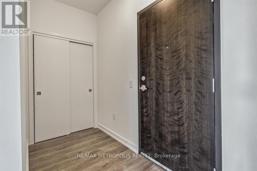 422 - 430 Essa Road Property Photo 20