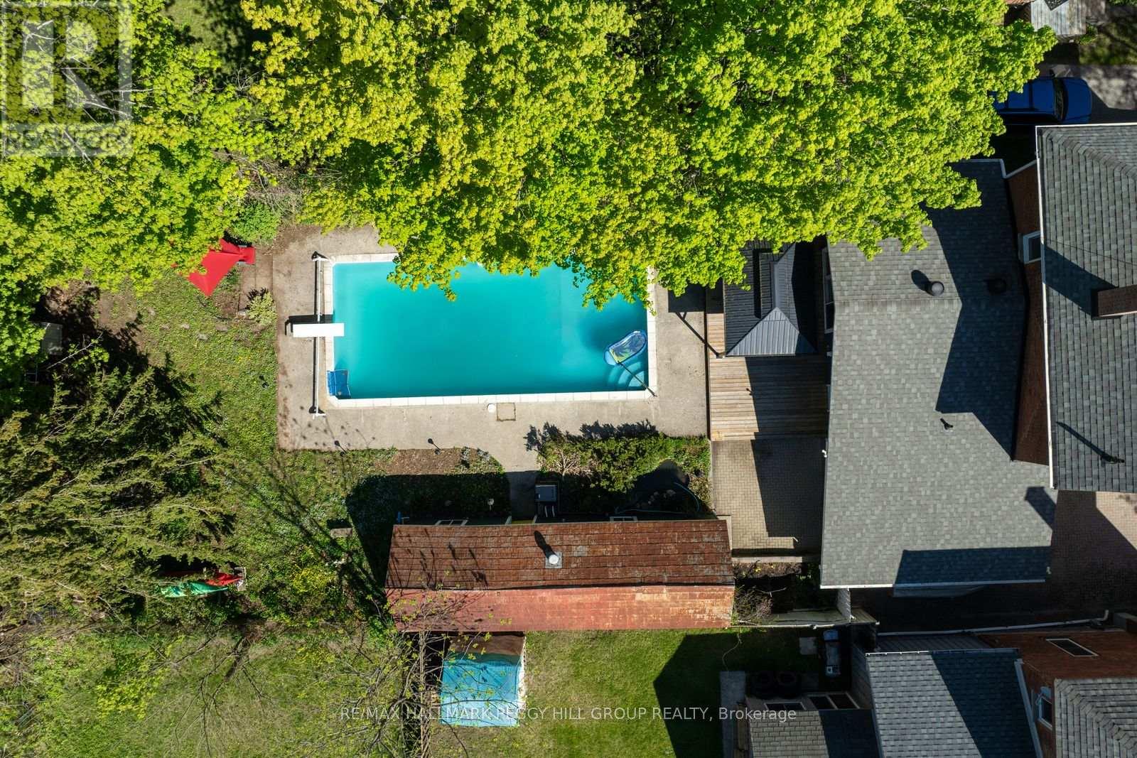 404 Manly Street Property Photo 2