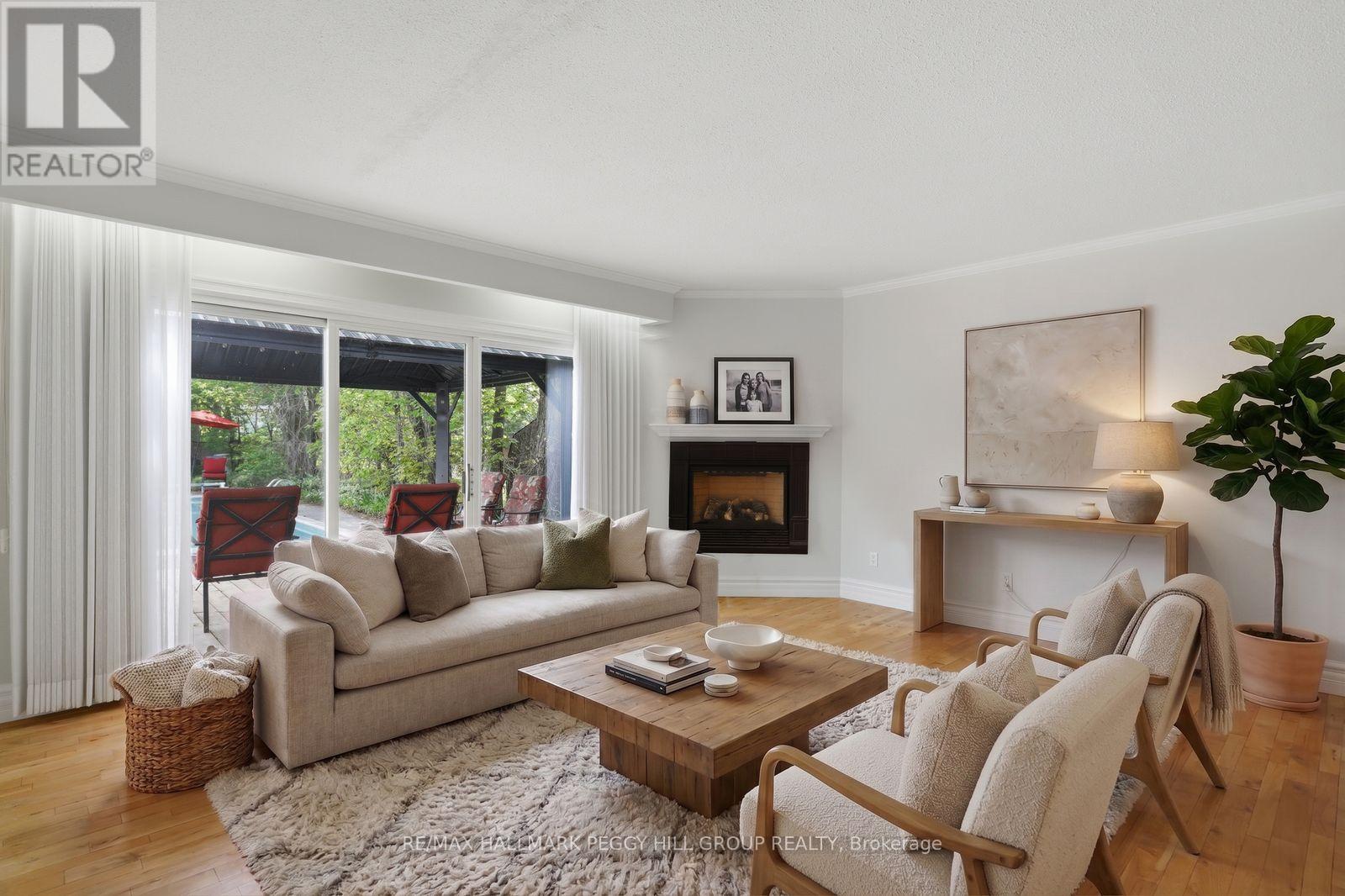 404 Manly Street Property Photo 6