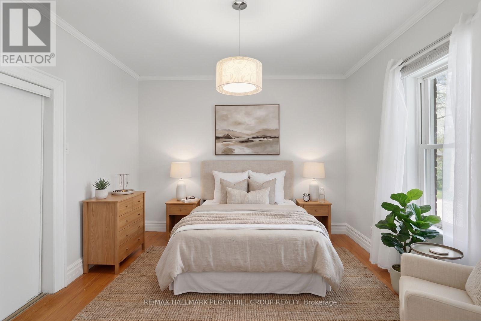 404 Manly Street Property Photo 8