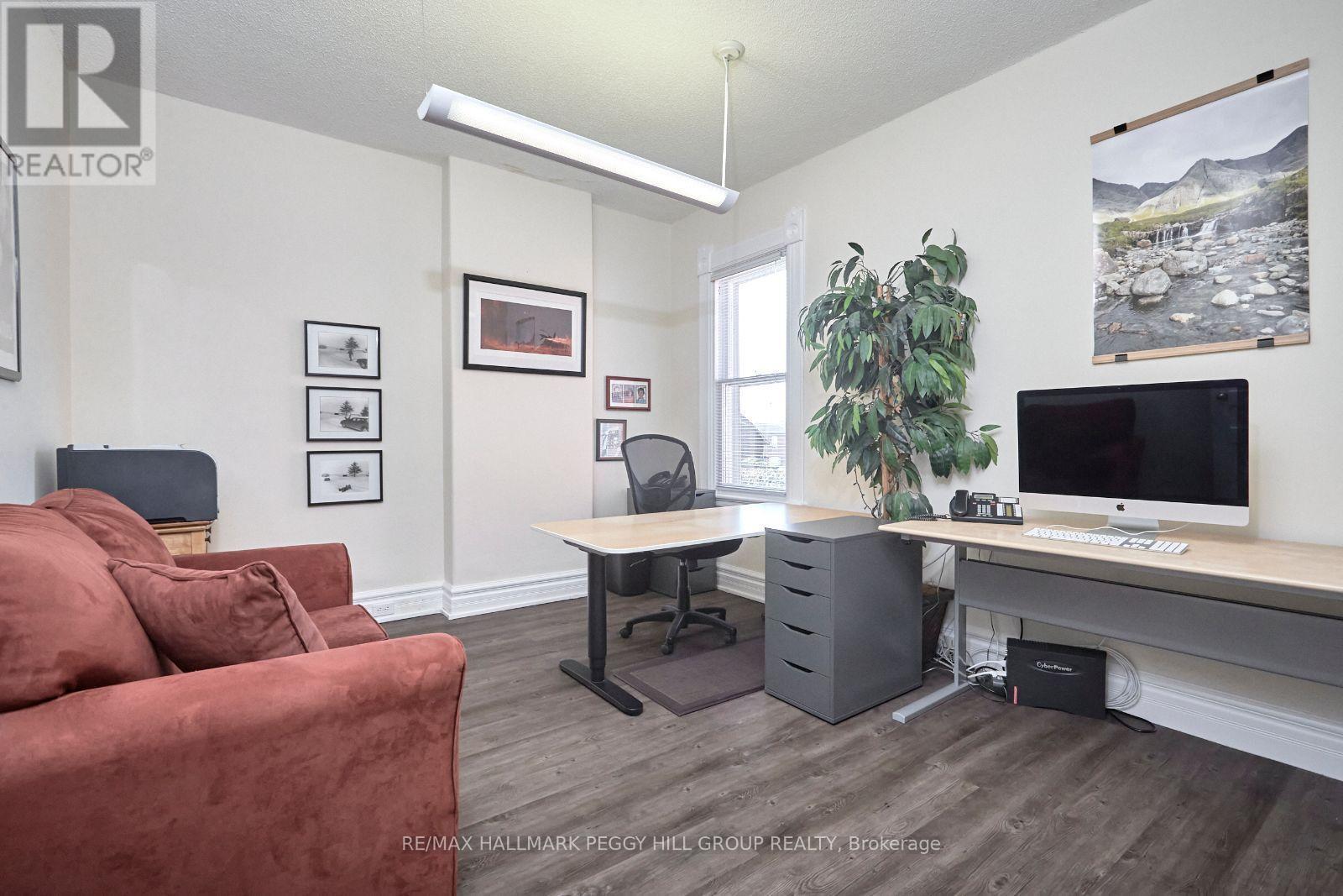 30 Mary Street Property Photo 11