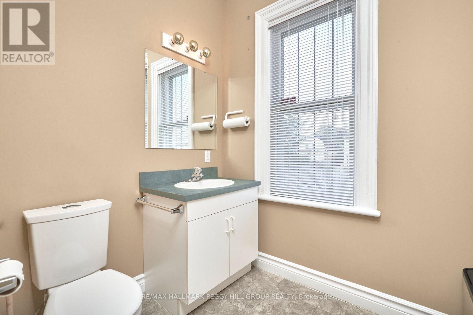 30 Mary Street Property Photo 13