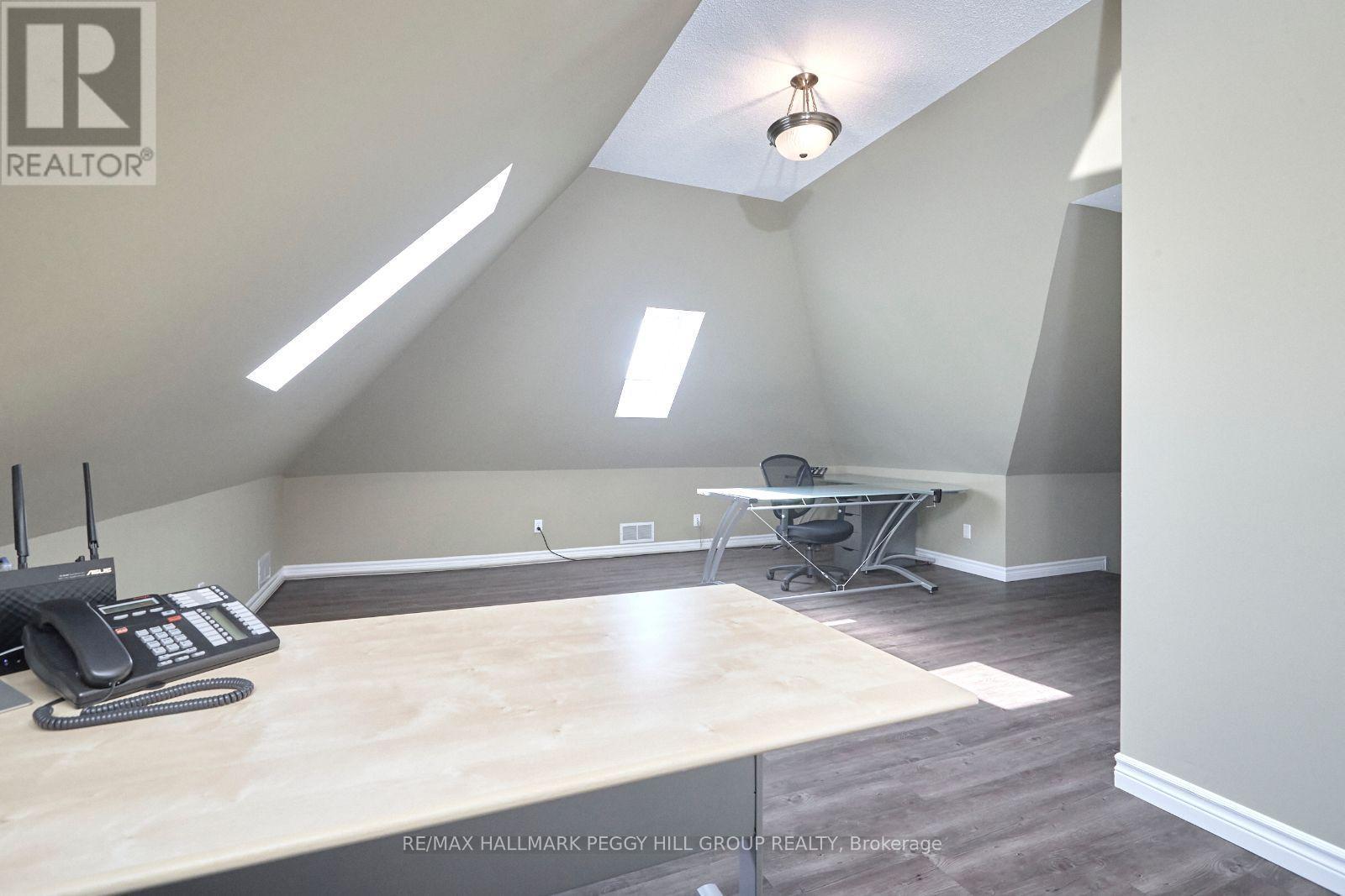 30 Mary Street Property Photo 14