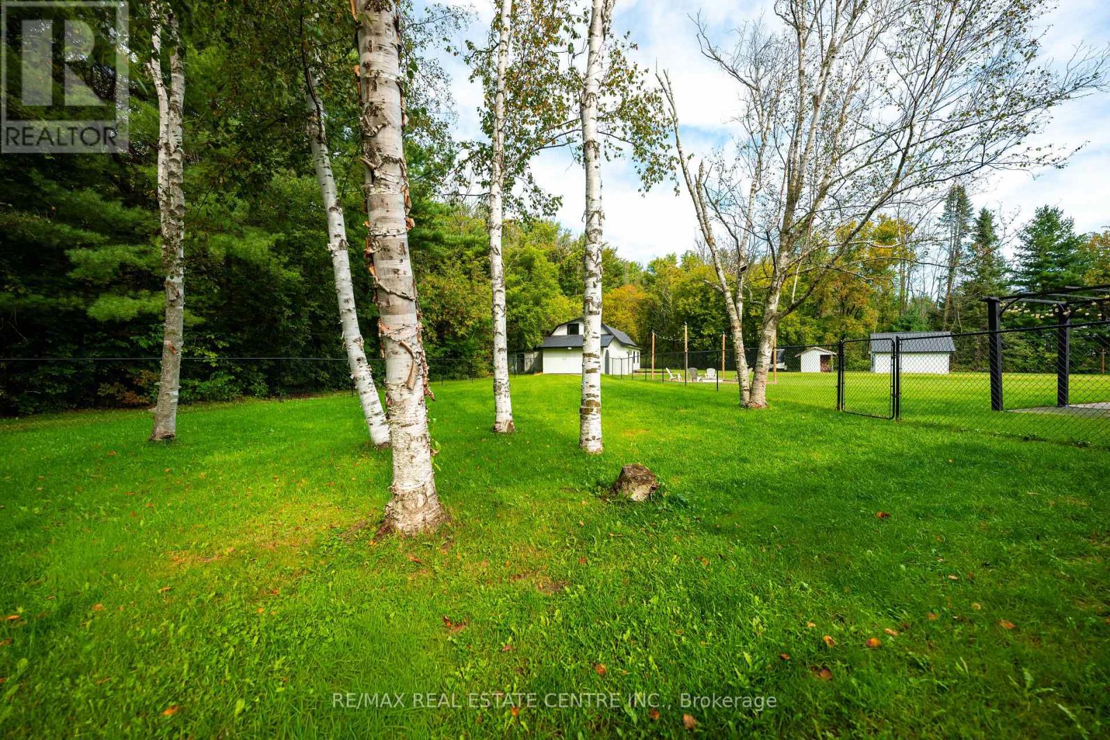 2570 Creemore Avenue Property Photo 45
